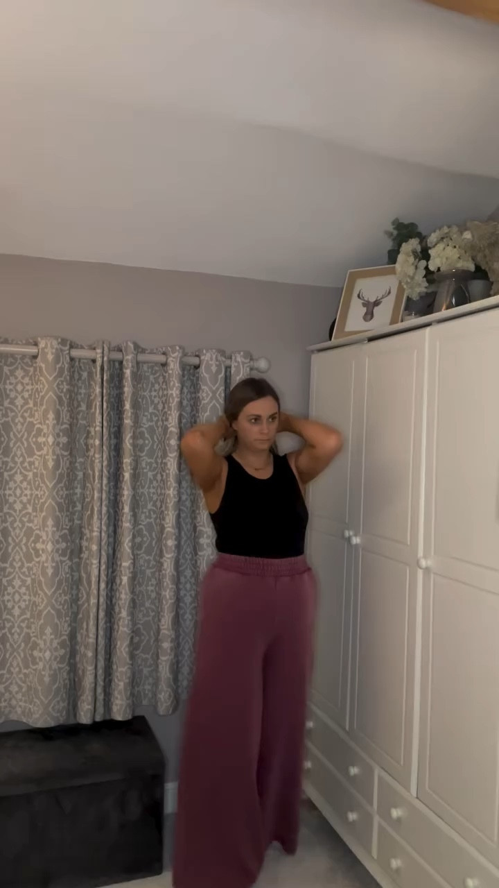 Ok @missguided have killed it with these wide leg joggers 😍

I've never been a fan of "baggy" pants but I'm obsessed with these, and they're so thick and comfy too! 

Which is your fave colour? 

🍇 44496659
🥥 46358538

.
.
.
#munfashion #SHEINtrends#SHEINforAll #saveinstyle #loveshein #ad #ukmums #fashiononabudget💸 #realmumlife #postpartum #ootd #ootn #midsizeblogger #midsizefashion

#LTKuk #LTKmidsize #LTKstyletip