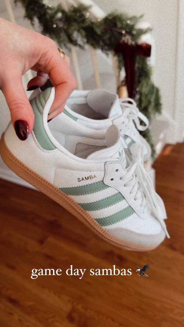Neutral green sambas

#LTKFindsUnder100 #LTKStyleTip #LTKGiftGuide