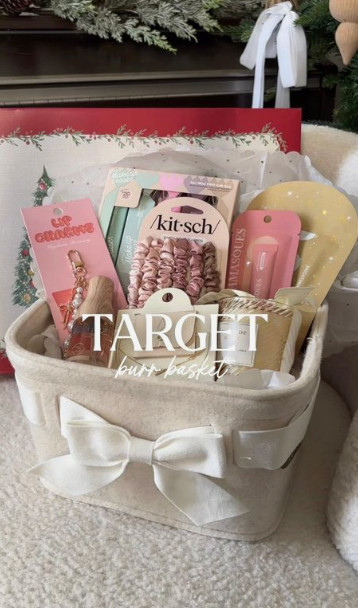 Burr basket • burr basket gift ideas • how to create a burr basket • burr basket gift for your bestie • target gift ideas • target gift guide • target gifts for her • gifts for her 2025 • holiday gift guide for her, burr basket aesthetic, holiday gifts for women, gift basket for best friend #burrbasket #burrbasketideas #holidaygiftsforher Follow my LTK @affordablebyamandablog on the @shop.LTK app to view this post and get my exclusive app-only content! Follow my LTK @affordablebyamandablog on the @shop.LTK app to view this post and get my exclusive app-only content! #liketkit #LTKCyberWeek @shop.ltk #LTKCyberWeek 

 #LTKGiftGuide #LTKHoliday #LTKSeasonal