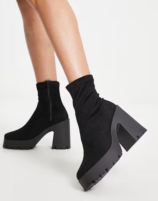 ASOS DESIGN – Evolve – Sockenstiefel mit hohem Absatz und Profilsohle in Schwarz | ASOS (Global)