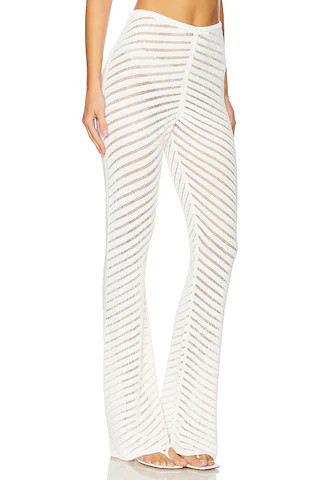 Camille Pant
                    
                    DEVON WINDSOR | Revolve Clothing (Global)