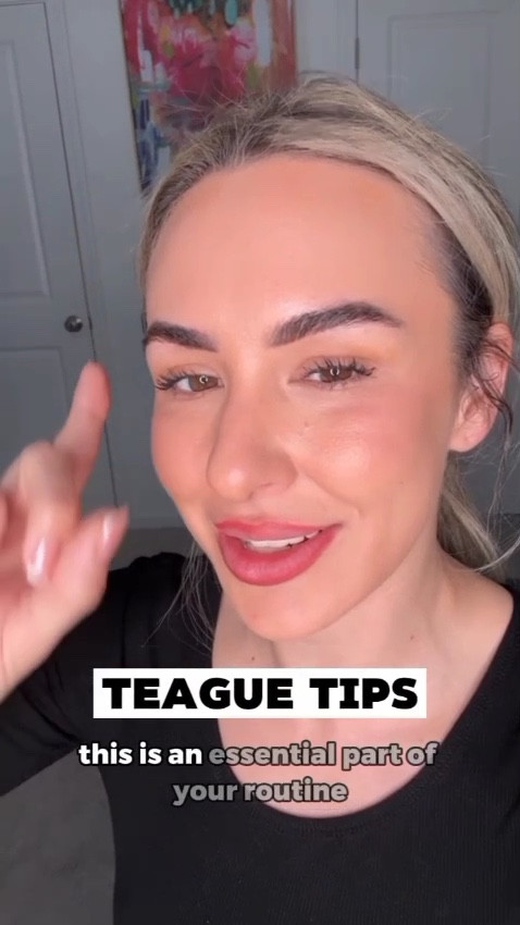 Spring Lip Combo You Need 💋🌸
Quick tip: using a lip liner not only defines your lips but makes your lipstick last way longer — and I’m obsessed with this combo right now.

✨ Gucci Lip Liner in 02 – perfect shape + subtle depth
💄 Lancôme L’Absolu Lipstick in Crushed Rose – creamy + the perfect rosy tone
💋 Dior Gloss in 009 Rosewood – that fresh, juicy finish I love for spring!

#LTKStyleTip #LTKSeasonal #LTKBeauty