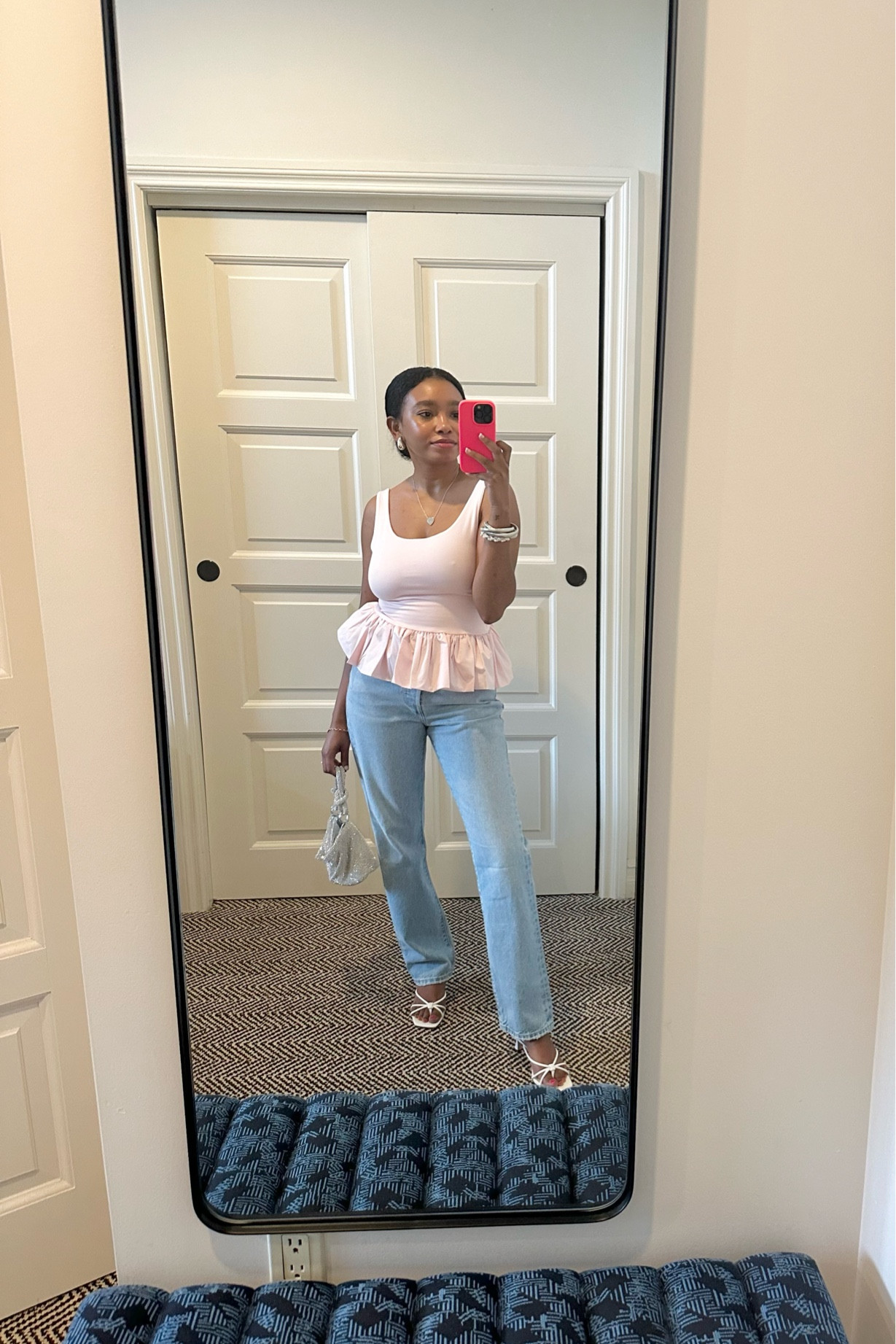 -Size small in top
-Size 27 in jeans (sized up for looser fit)


#LTKSeasonal #LTKFindsUnder100 #LTKStyleTip