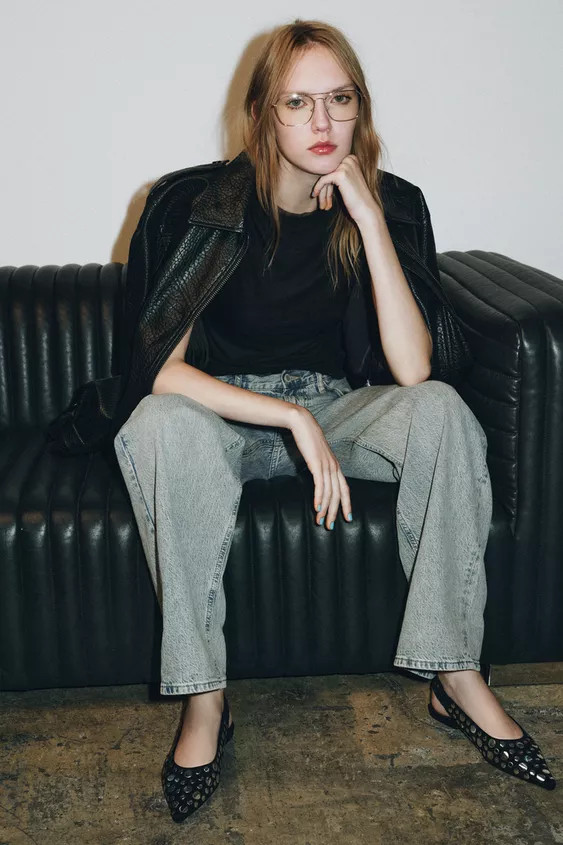 Slingback flats with studded body. Back strap with elastic piece. Pointed toe. Sole height: 0.4 i... | Zara Canada