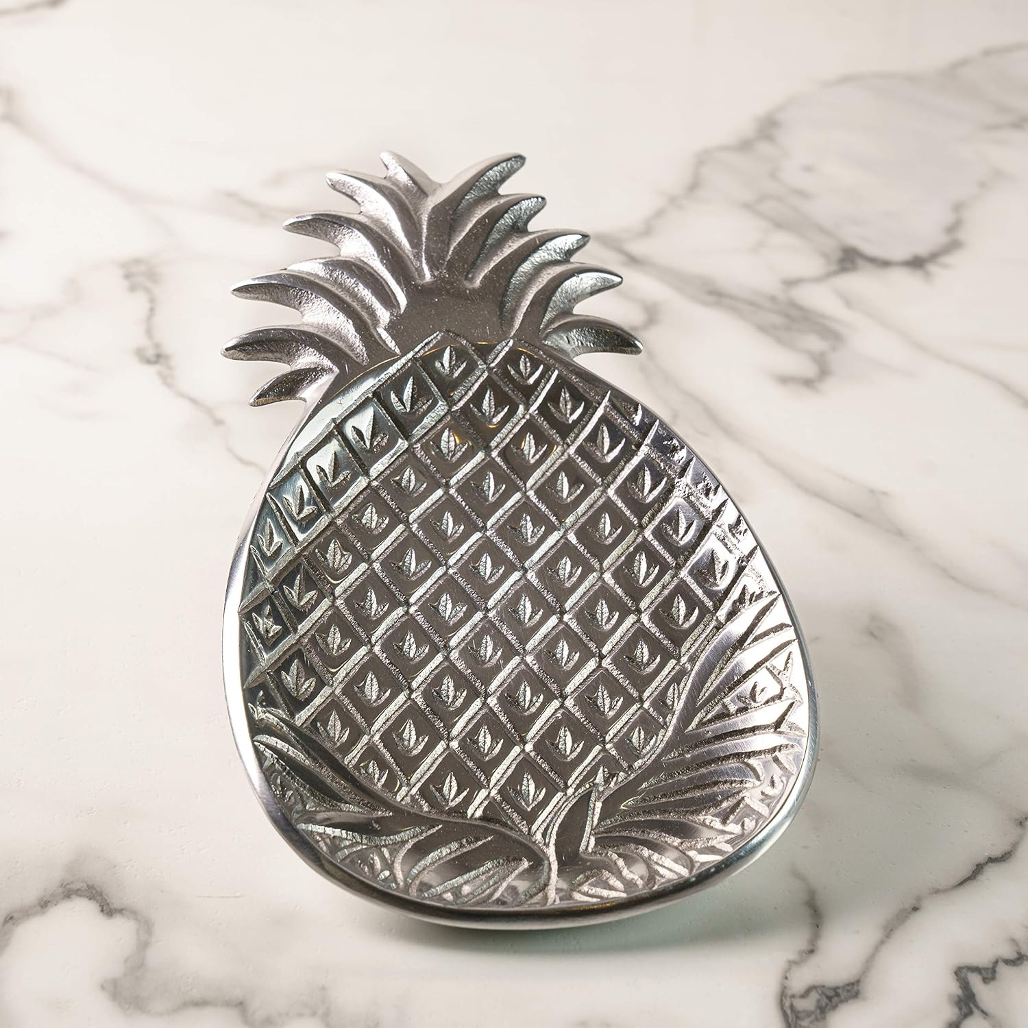 IHI EST. 1986 Pineapple Serving Dish Silver, Aluminum Tray 12x8", Home Décor, Tabletop, Housewar... | Amazon (US)