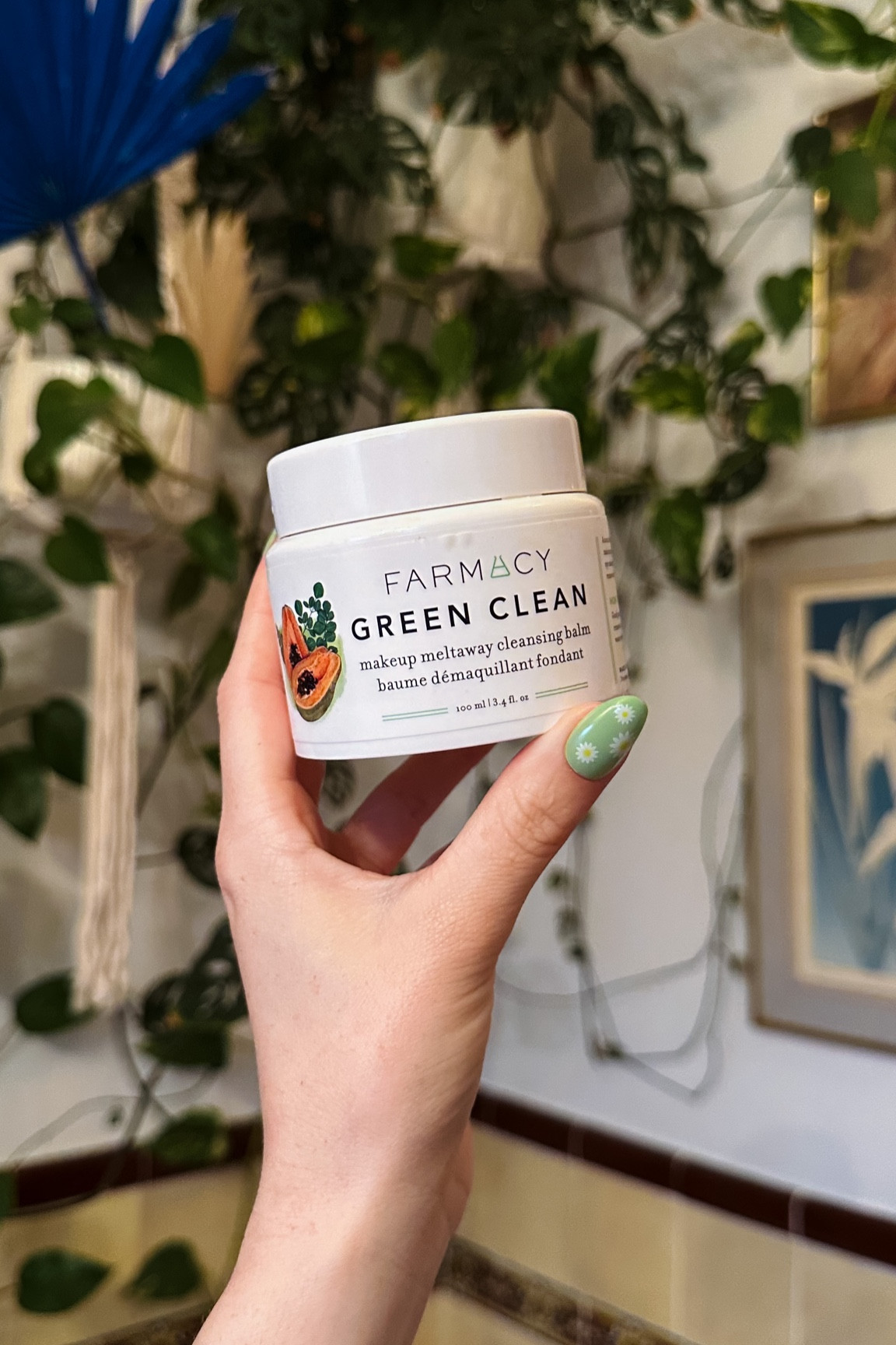 my fav makeup remover ✨ 