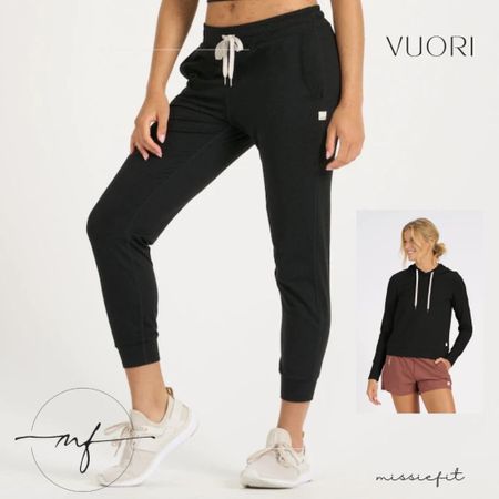 I’m loving this newer brand, Vuori. It fits mostly tts. So soft!


#LTKfit #LTKGiftGuide #LTKSeasonal