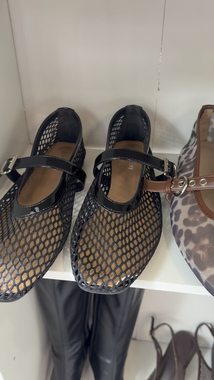 i might be getting carried away with the mesh flats trend but so they're so easy to style.  

 