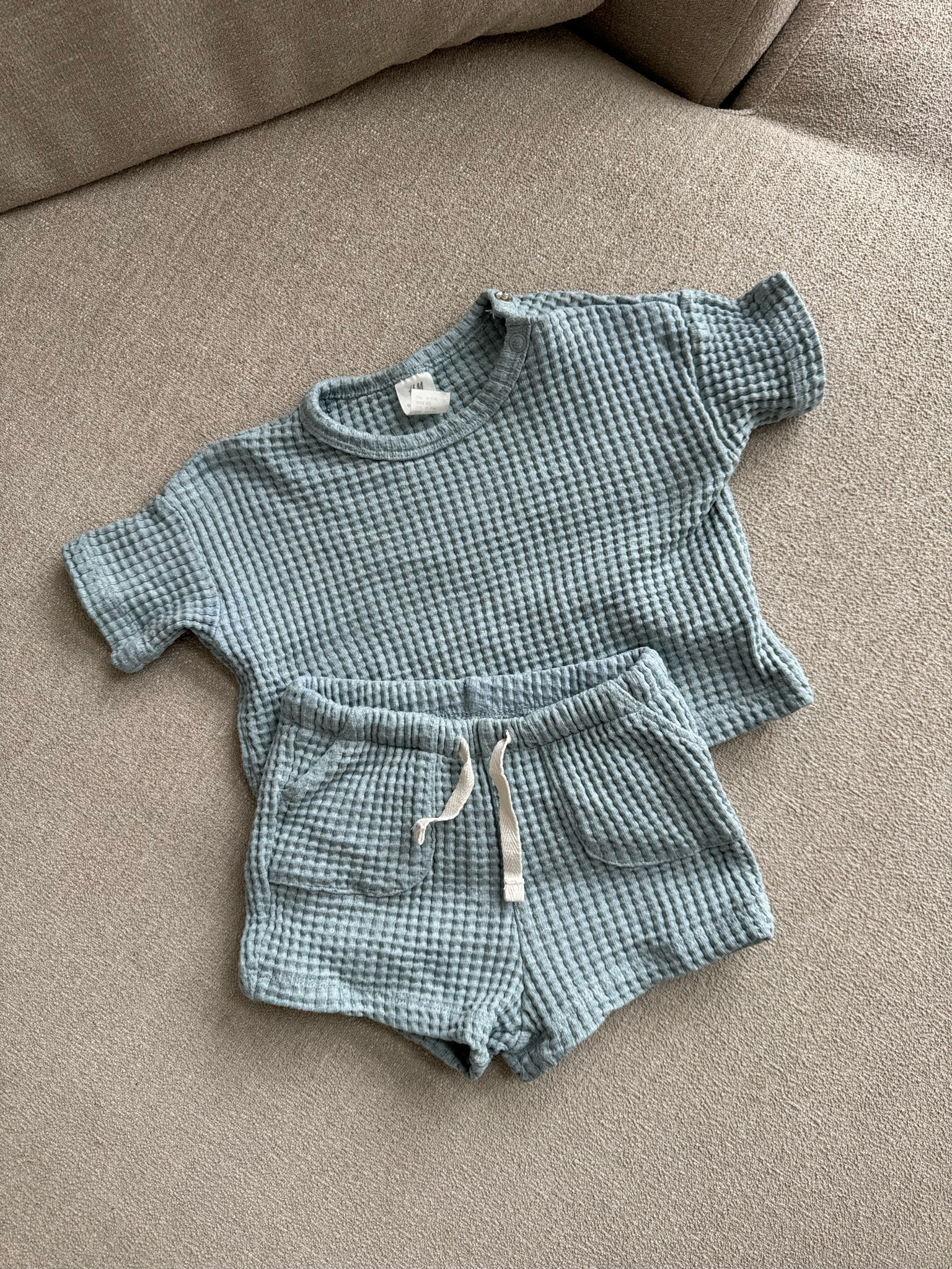 SUMMER LOOK FOR BABY


publicité 

#LTKkids #LTKSeasonal #LTKbaby