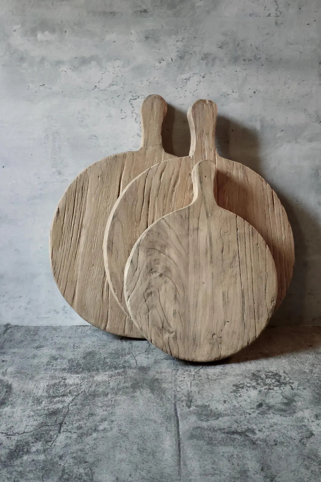 Vintage Elm Wood Cheese Board: Round Charcuterie Board - Etsy | Etsy (US)