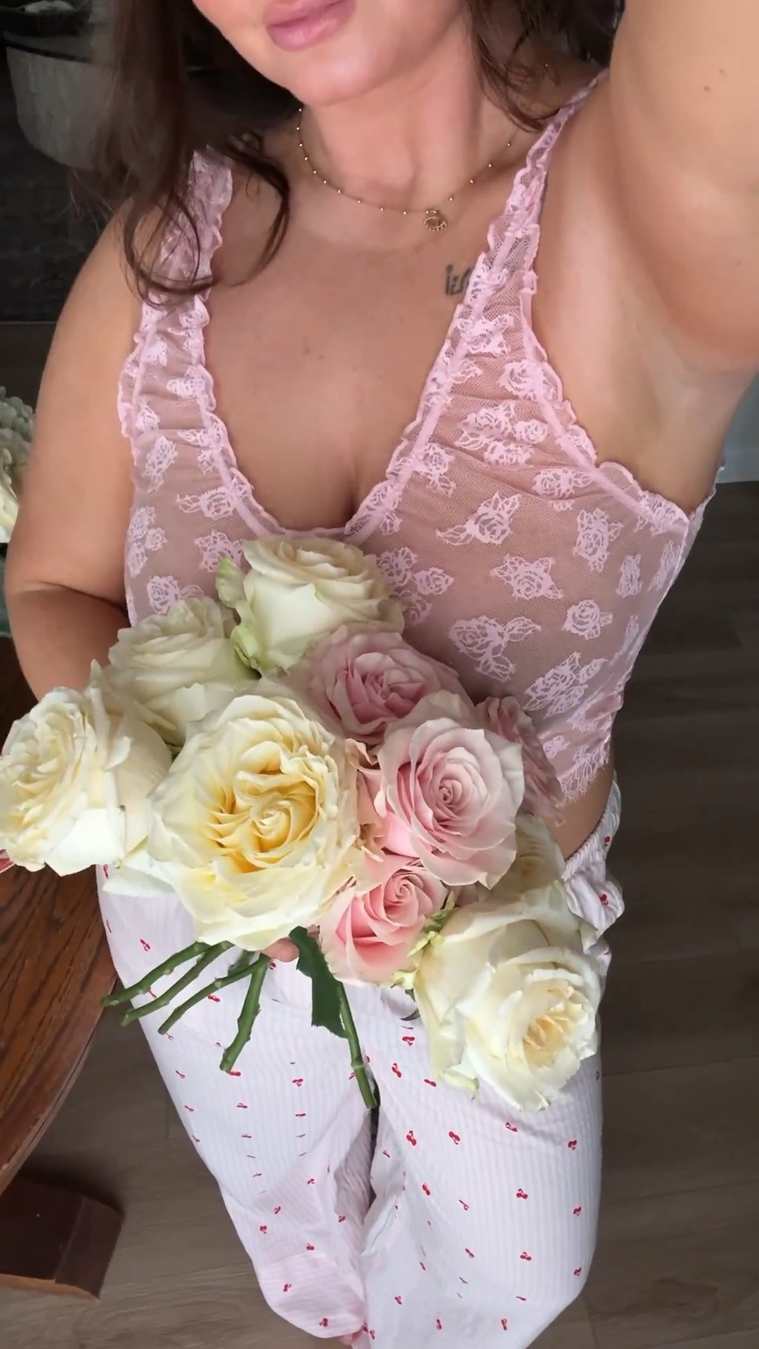 wearing a M top & L pants! #ad #AeriePartner #AerieREAL

#LTKMidsize #LTKMostLoved #LTKSeasonal