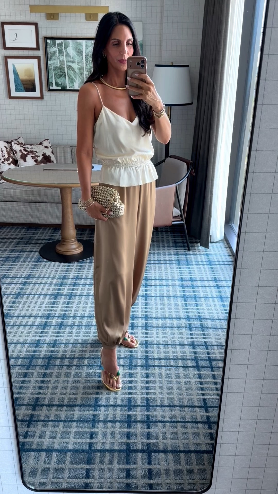 Day 1 LTKCON check-in and cocktail party 
Love these neutral vibes - so comfortable and you can add a little bit of suede texture to bring it into fall 
Top- small 
Pants- small 
Amazon designer look for less shoes

#LTKU #LTKOver40 #LTKCon