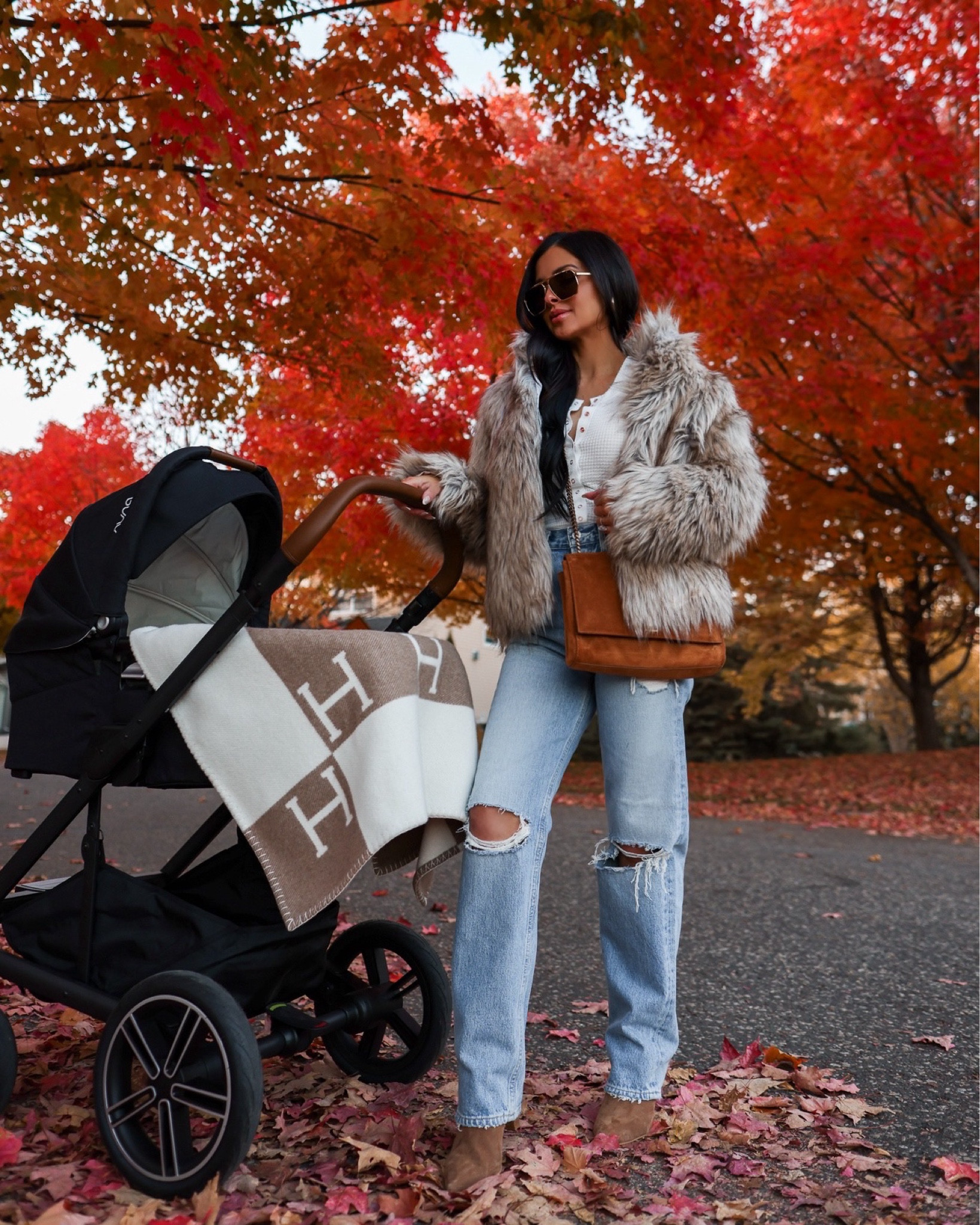 This week’s best sellers on #miamiamine
Revolve faux fur coat
Thanksgiving outfit 

#LTKSeasonal #LTKBaby #LTKStyleTip