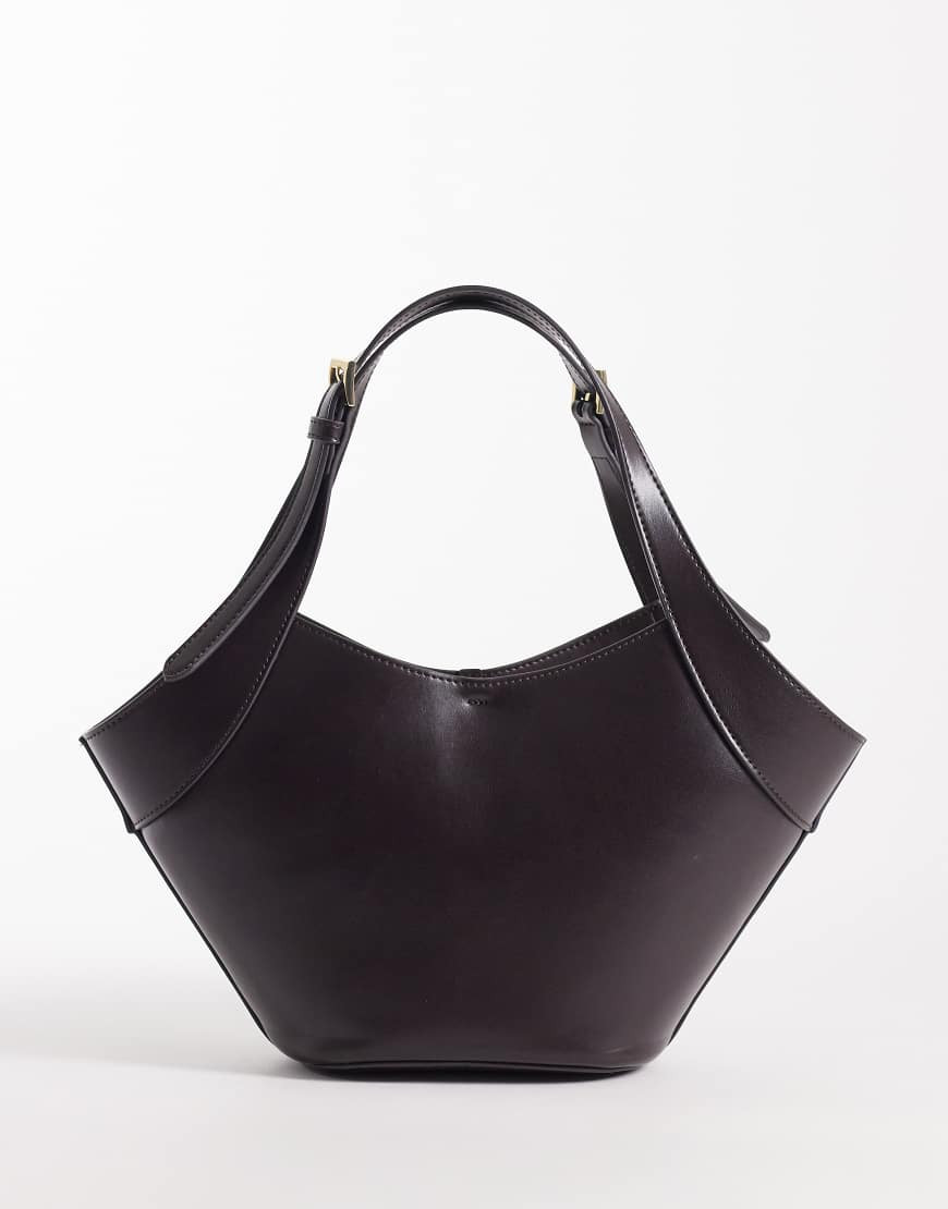 Mango mini bucket bag in chocolate-Brown | ASOS (Global)
