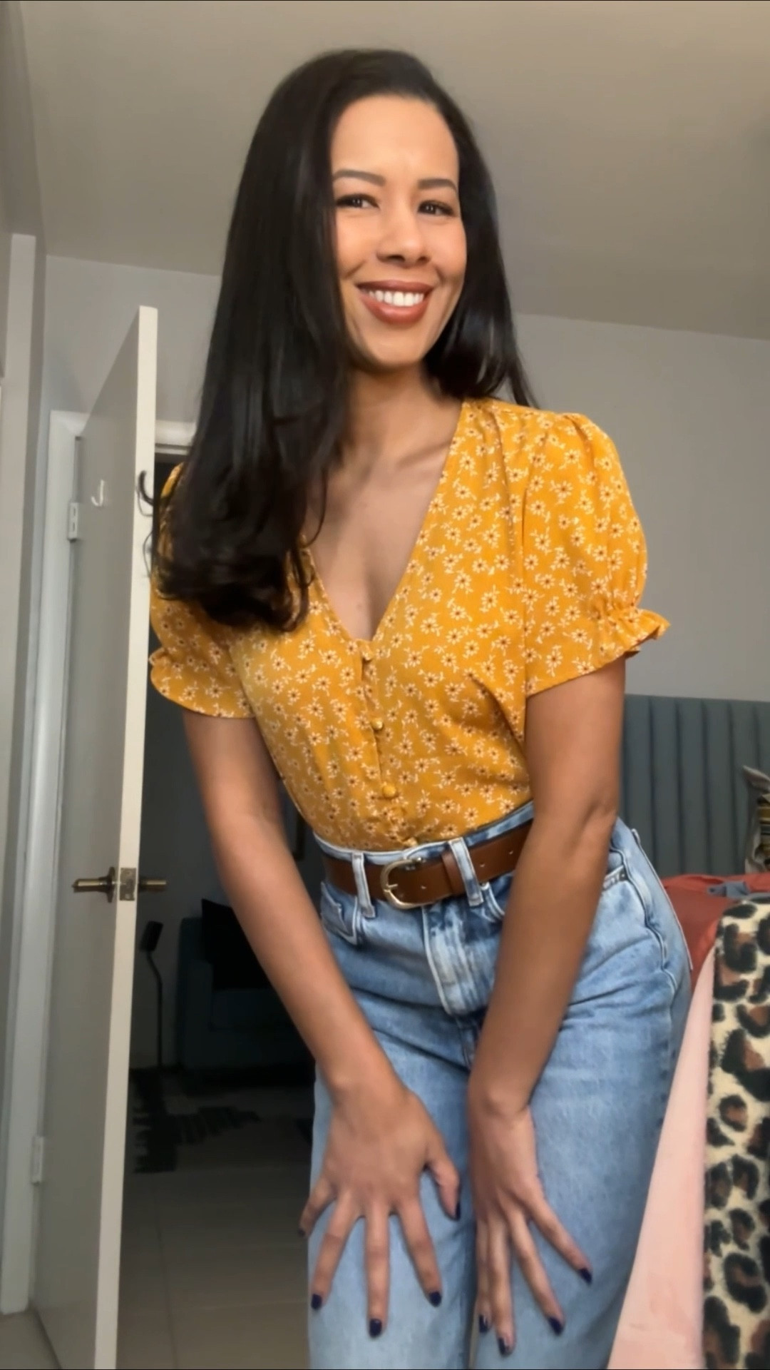 Get the Look: Friendsgiving Outfit Inspo

Perfect, casual Friendsgiving or Thanksgiving outfit inspiration with fashion options in both “affordable style” and “premium luxury” available. Check under the title heading for the designated price-point label.

#casual #holiday #friendsgiving #thanksgiving

#LTKSaleAlert #LTKootd #LTKFindsUnder50