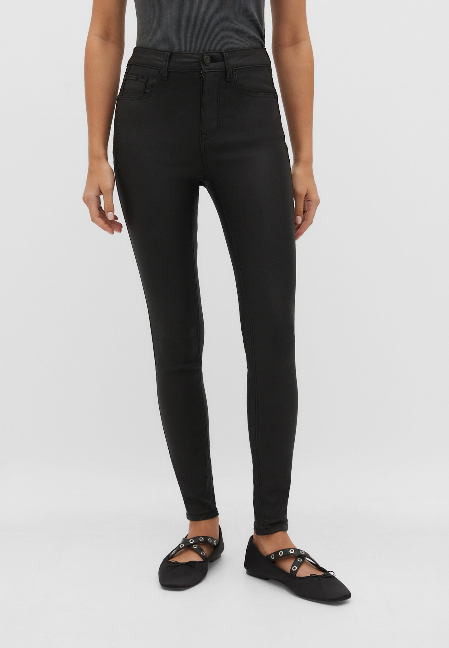 Coated push up trousers | Stradivarius (UK)