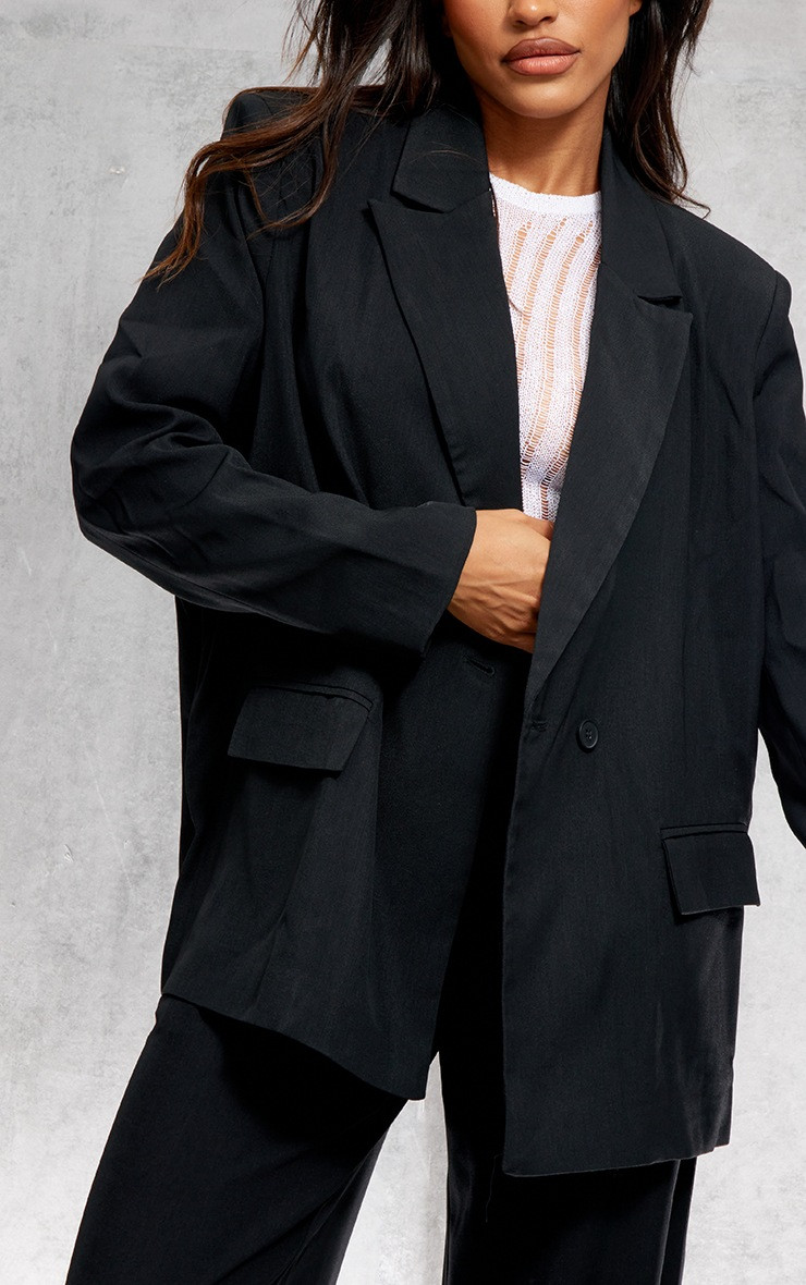 Black Woven Extreme Oversized Shoulder Pad Pocket Blazer | PrettyLittleThing US