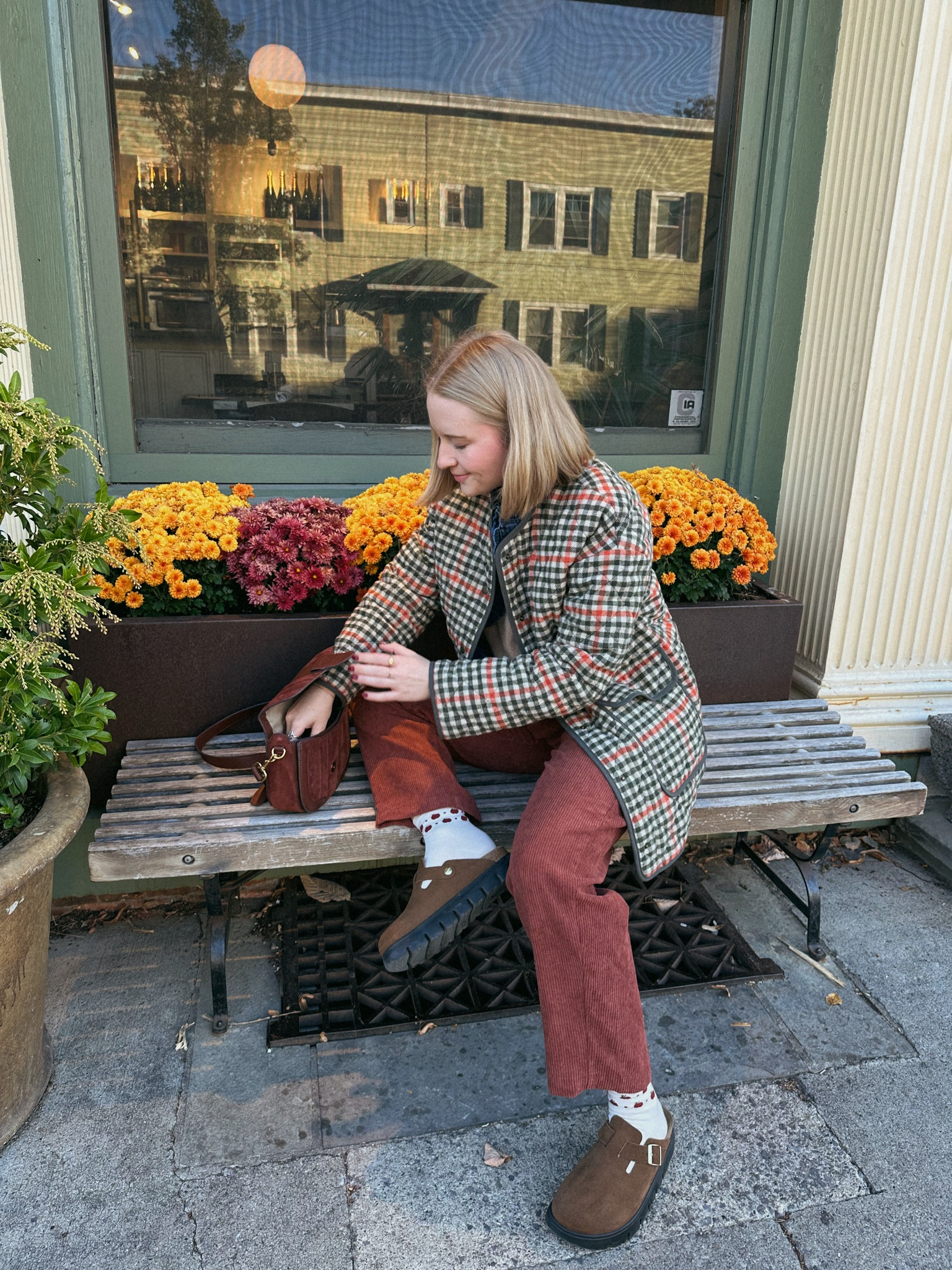 🌼🤎 wearing this plaid jacket over and over again 🫶🏻 

#LTKStyleTip #LTKSeasonal