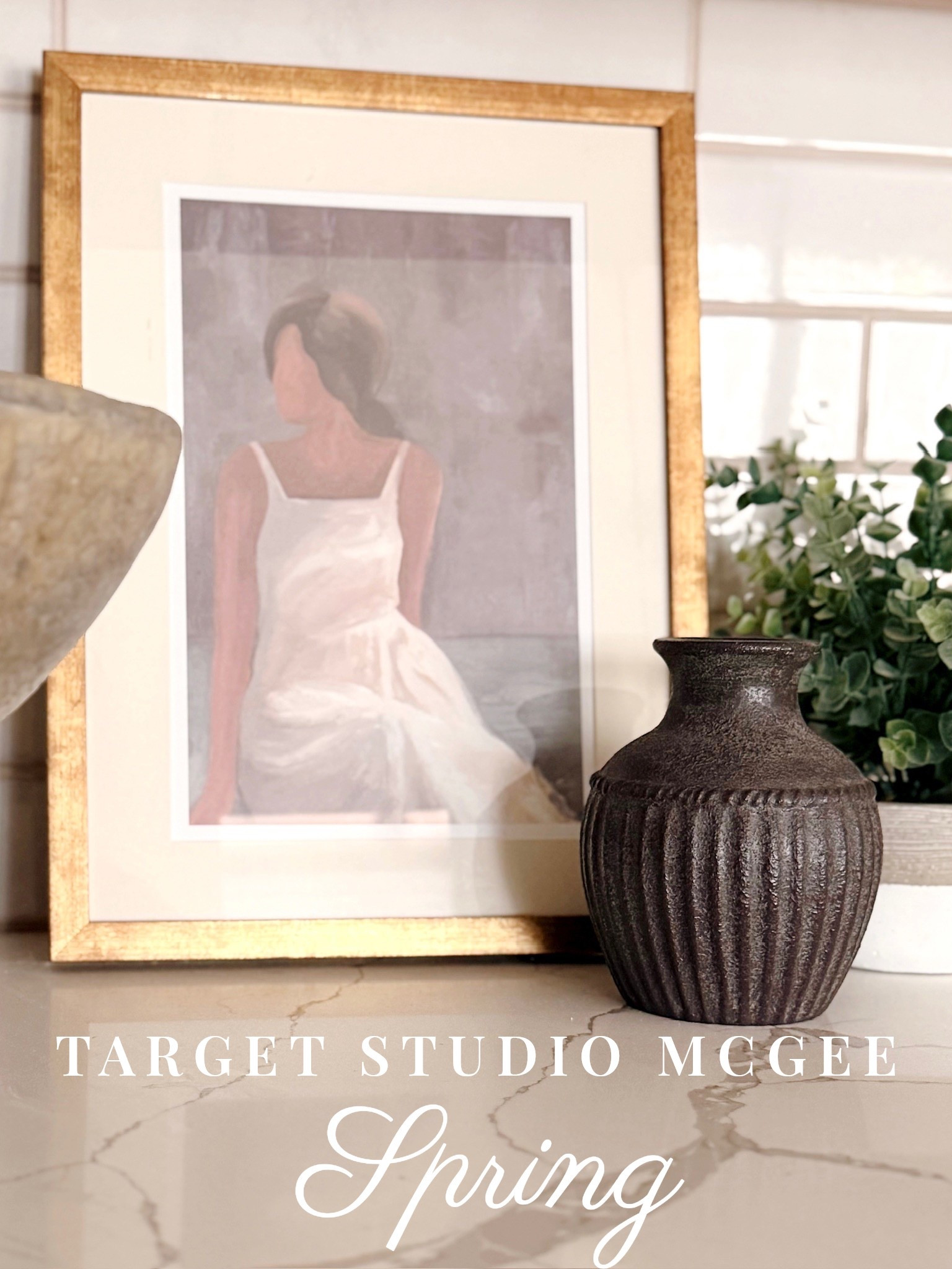 Spring freshness in the simplest form 🌿✨
The new Target Studio McGee artwork + textured vase combo is such an easy way to update a kitchen counter, console table, or built-ins without spending much.
Warm gold tones, soft artwork, natural greenery, and earthy ceramics — the perfect mix for a modern classic spring refresh.

Keywords: Target Studio McGee spring, affordable spring décor, kitchen styling ideas, countertop décor, modern classic home, neutral artwork, textured vase, spring home trends

