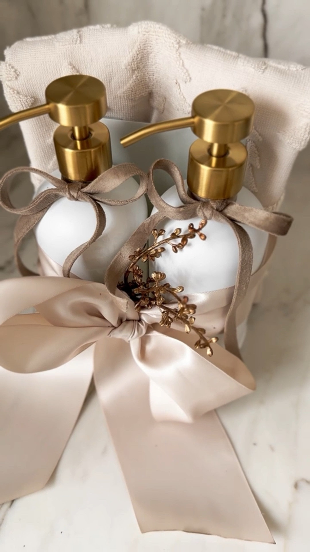 ✨THE PRETTIEST GIFT FOR ANYONE ON YOUR LIST✨A simple, elegant, and timeless gift that never fails — perfect for a teacher, hostess, housewarming, or your BFF. A beautiful soap pump paired with a chic hand towel feels thoughtful, elevated, and truly universal. It’s the kind of gift everyone will use and love. 

#TheHillaryStyle #GiftIdeas #HostessGifts #TeacherGifts #HolidayGifting #ChicHomeDetails #NeutralHomeDecor #TimelessGifts #AmazonFinds #ElegantEssentials

#LTKHoliday #LTKOver40 #LTKSeasonal