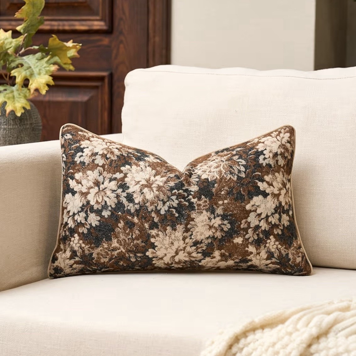 Amazon throw pillow cover that looks so high end but is affordable 

#amazon #amazonhome

#LTKdayinmylife #LTKHome #LTKSaleAlert