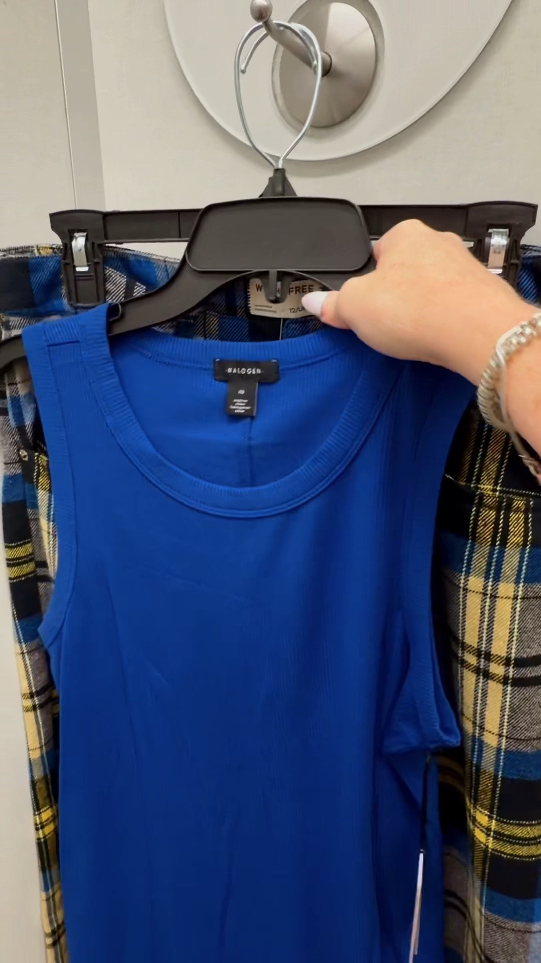 Went perusing Nordstrom Rack the other day and came away with some pretty fun plaid cropped pants. Sized up because… Free People. Size 12 for the win.🤘I’ll be taking these with me on my trip to Cali next week. 😎 Oh and the bright blue tank - only $10!! They had them in all colors. 💙

#creatorsearchinsights #midsizefashion #midsize #freepeople #over40

#LTKootd #LTKOver40 #LTKMidsize