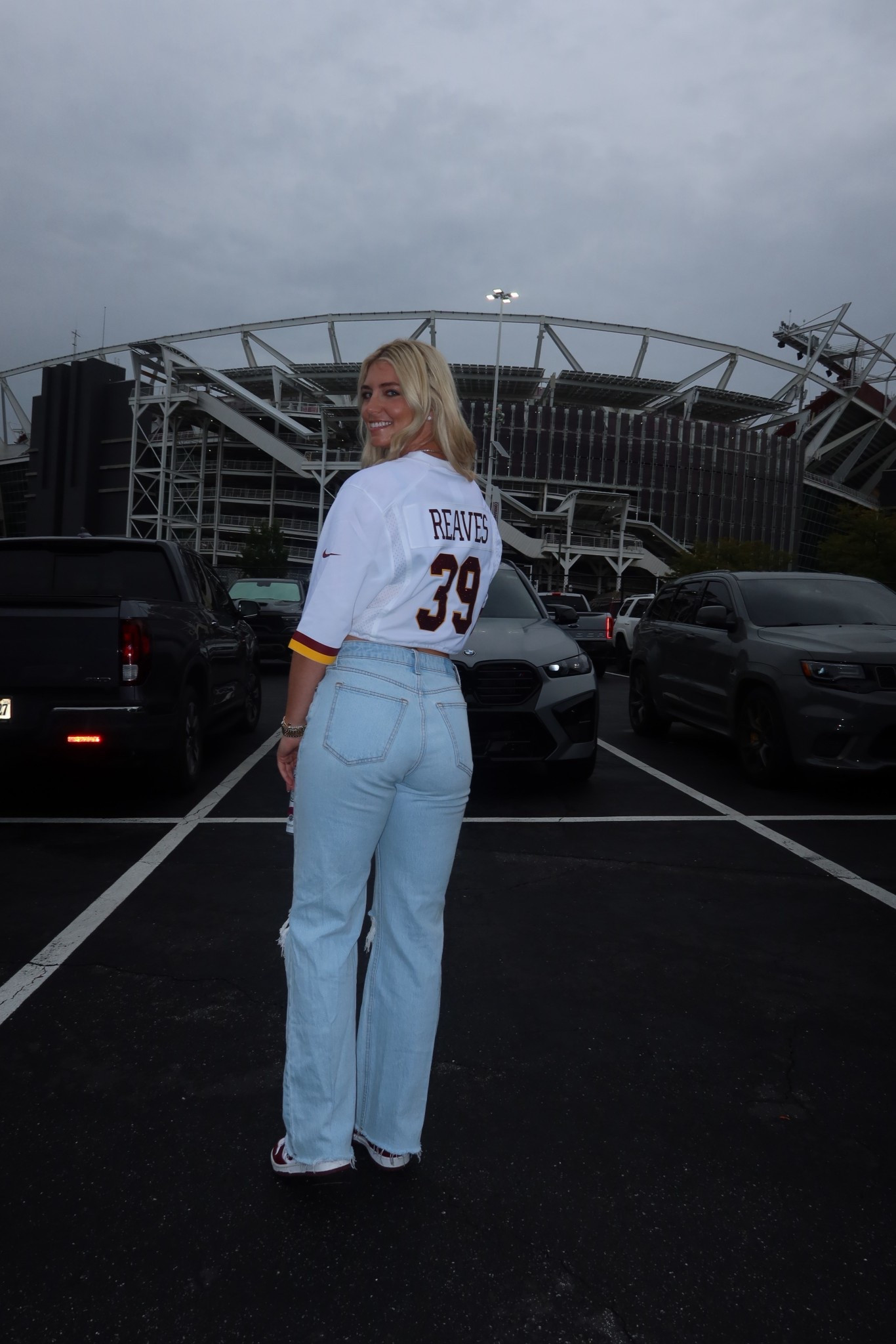 NFL GAMEDAY OOTD

Some Abercrombie jeans as low as $45 right now!!! 

Gameday outfit, nfl outfit, commanders, burgundy, custom gameday, cropped jersey, tall jeans, long denim, curvy jeans

#LTKSaleAlert #LTKMidsize #LTKActive