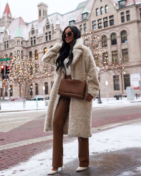 Abercrombie Black Friday sale 
Save an extra 15% off sale pieces with code: CYBERAF
Abercrombie white faux coat wearing an XS
Abercrombie faux leather pants wearing a 23 


#LTKCyberweek #LTKsalealert #LTKunder100