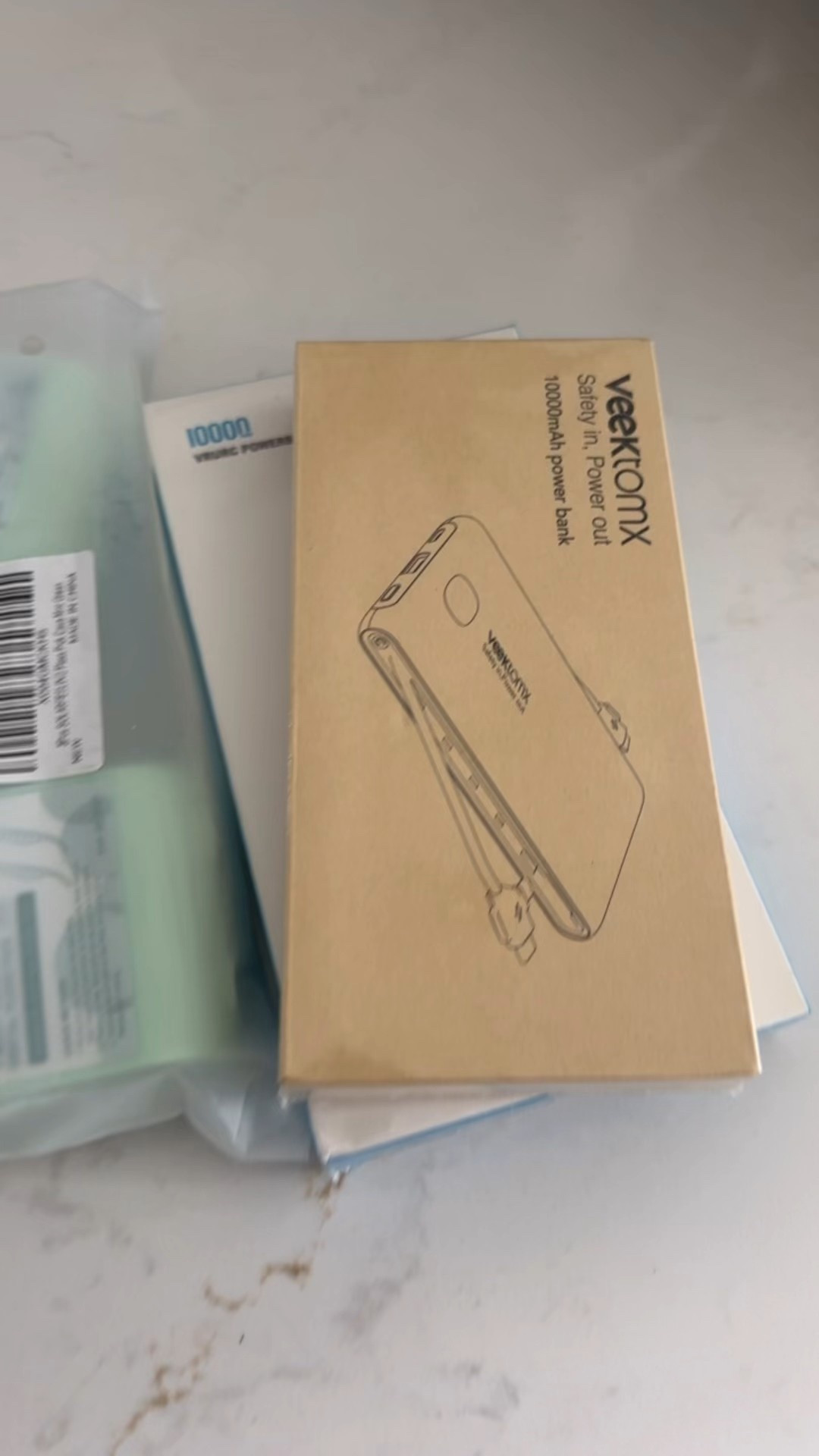 The BEST portable chargers from my recent Amazon Haul! On sale too!

#LTKTravel #LTKFindsUnder50 #LTKSaleAlert