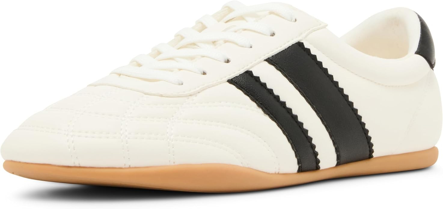 Madden Girl Womens Poshh | Amazon (US)