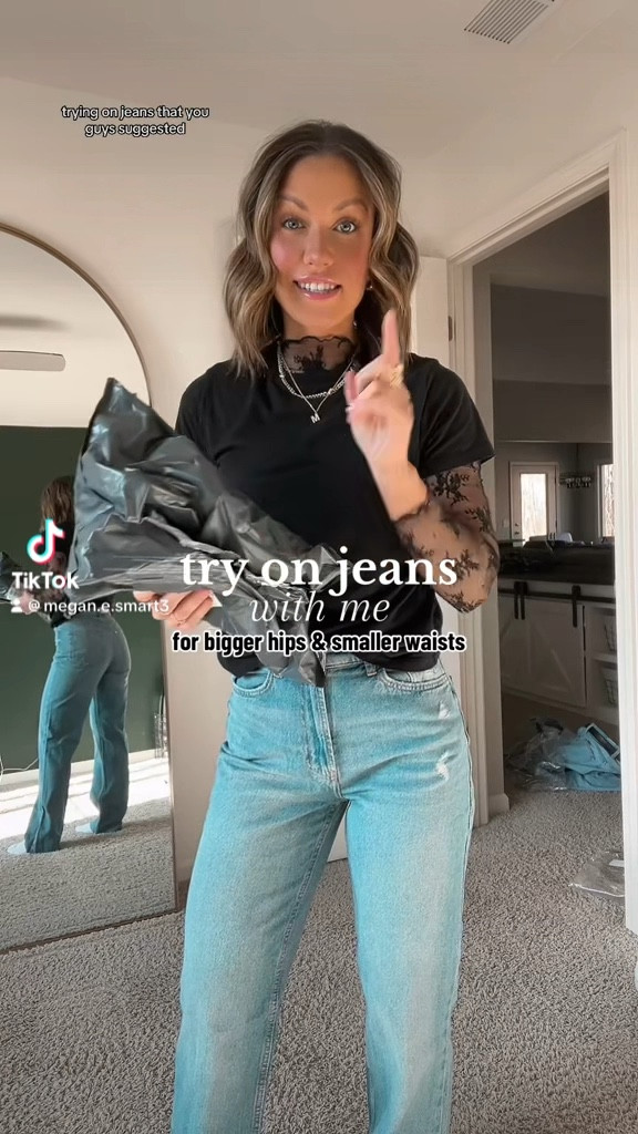 These PacSun jeans are OUT OF THIS WORLD. They fit like a glove. I got a size 25  

#LTKfindsunder50 #LTKVideo #LTKfindsunder100