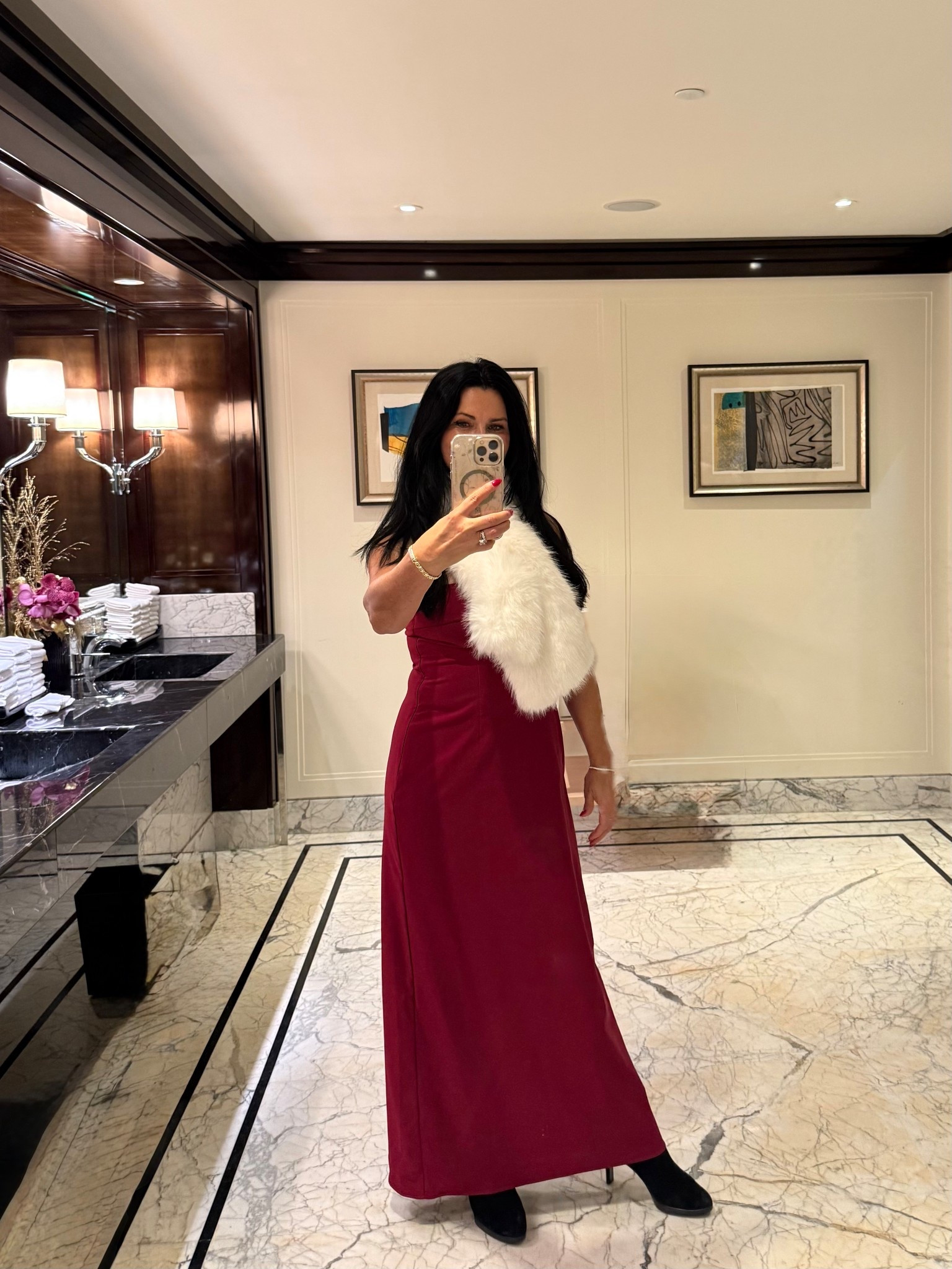 This Burgundy dress and white faux fur shawl are the perfect upscale date night outfit combo. ♥️

#marneystidbits #reddress #fauxfur #blackboots


#LTKdayinmylife #LTKvlog #LTKootd