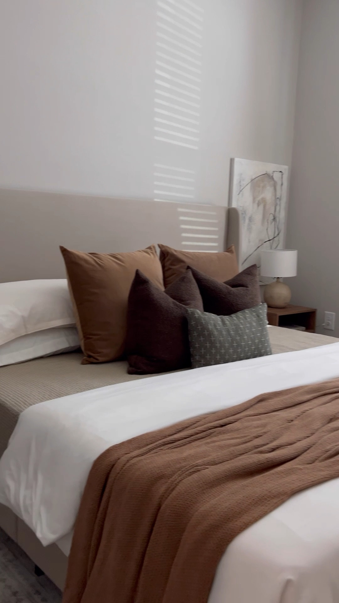 Bedroom decor, bedroom design, bedroom styling, king bed, pillow covers, nightstand decor, 

#LTKhome #LTKfindsunder100 #LTKfindsunder50