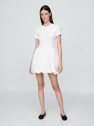 Gap for the win 

#LTKStyleTip #LTKOver40 #LTKSaleAlert