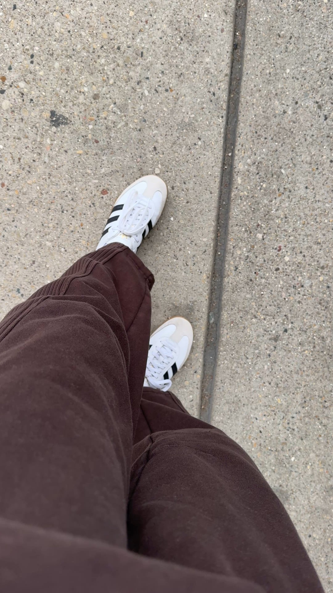 Weekend outfit. Barrel sweatpants are comfy and on trend. Come in multiple colors and lengths. I stayed true to size and regular length at 5’4. I wear with same color snap pullover. 


#LTKOver40 #LTKFindsUnder100 #LTKFindsUnder50