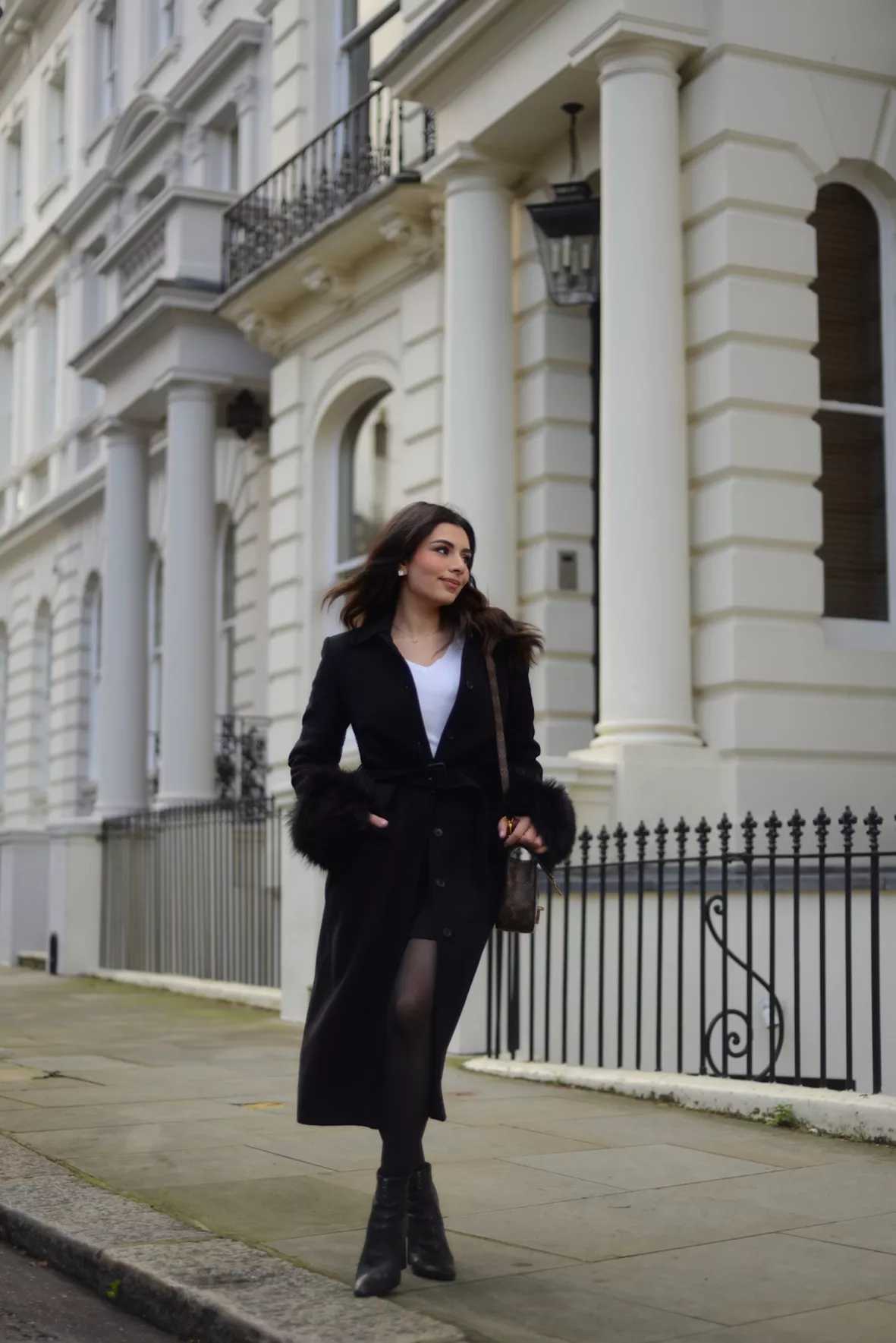 MANTECO CLASSY TRENCH JACKET- MANTECO CLASSY TRENCH JACKET-