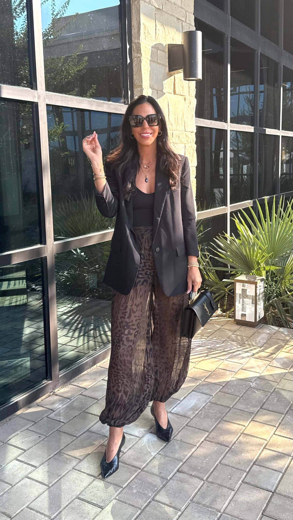 Day 2 of LTKCON 
Zara pants - size small 
Blazer - small 


#LTKTall #LTKCon #LTKU