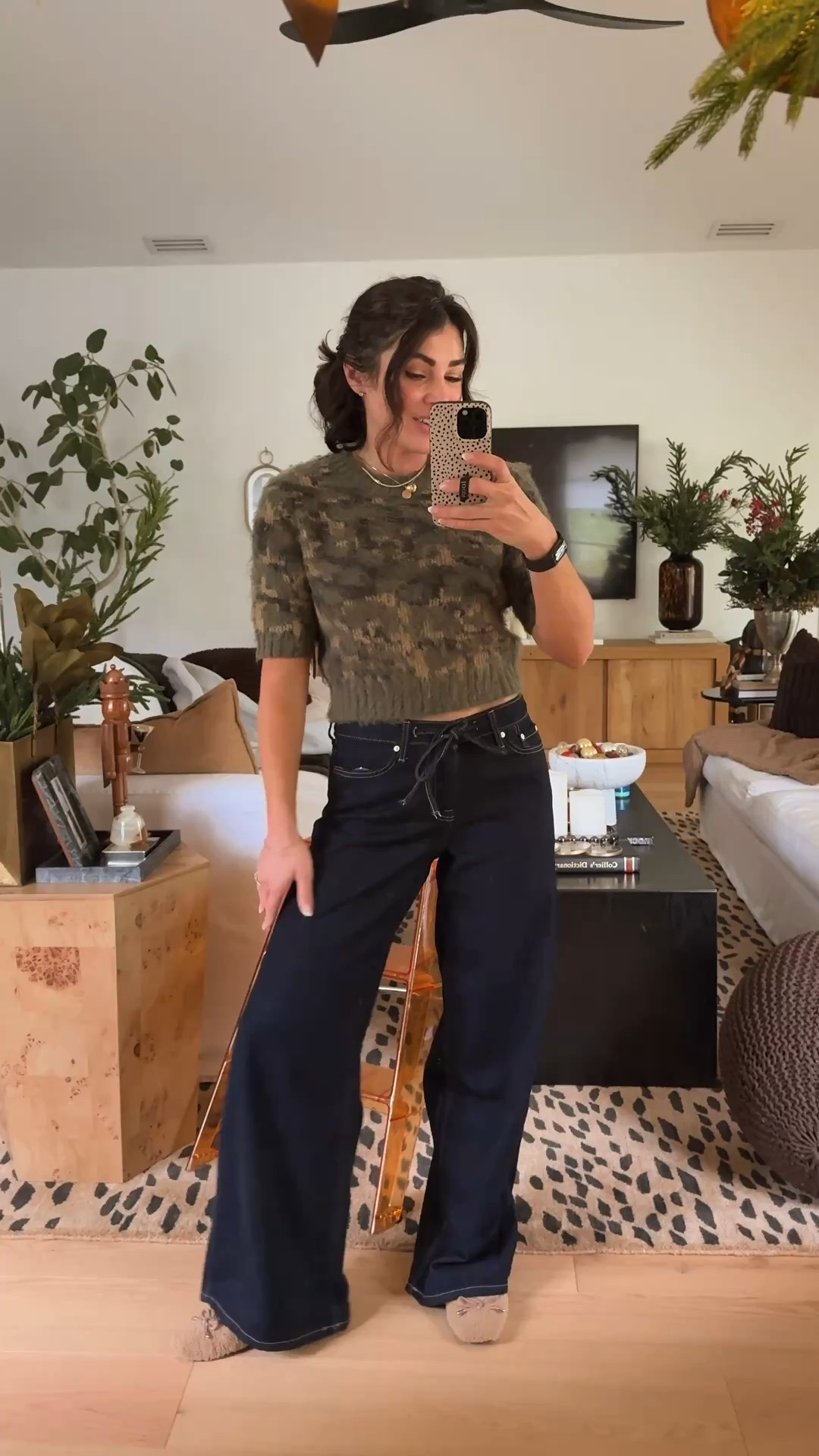 Wearing size 2 in the jeans, small in the top!!! #meandmrjones 

#LTKHoliday #LTKSeasonal #LTKGiftGuide