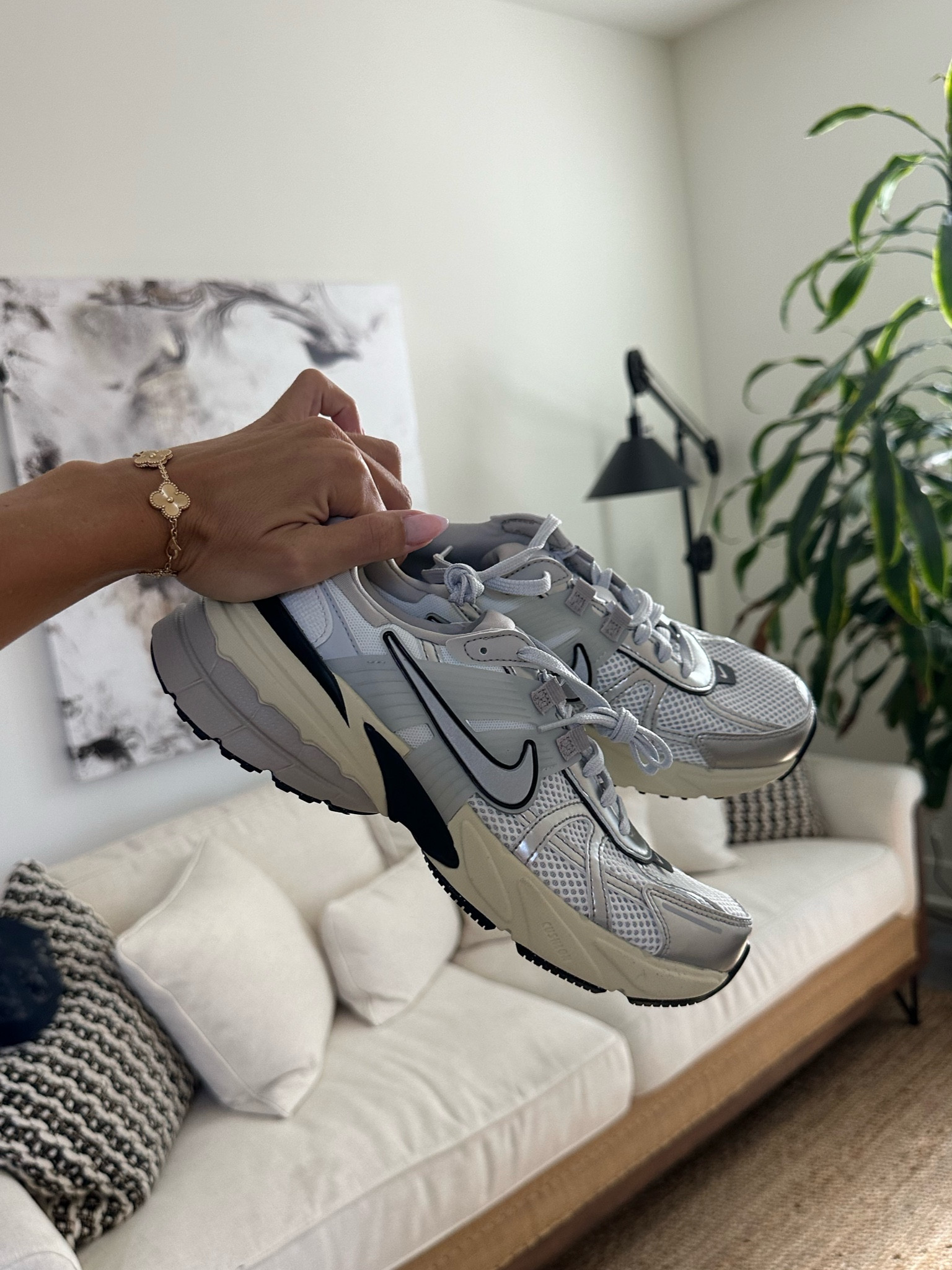 Comfiest Nikes that are super versatile 🩶🖤 I size up half a size! #ltkshoes #ltkrunners