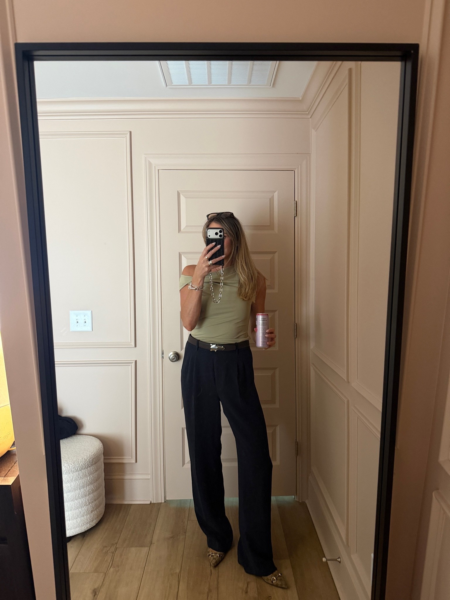 Size large in top, size 10 long in pants (I like a loose fit around the waist, if I want a more “normal” fit I would have gotten an 8). I’m typically a 6 in pants an small or medium in tops for reference

#LTKWorkwear #LTKgrwm