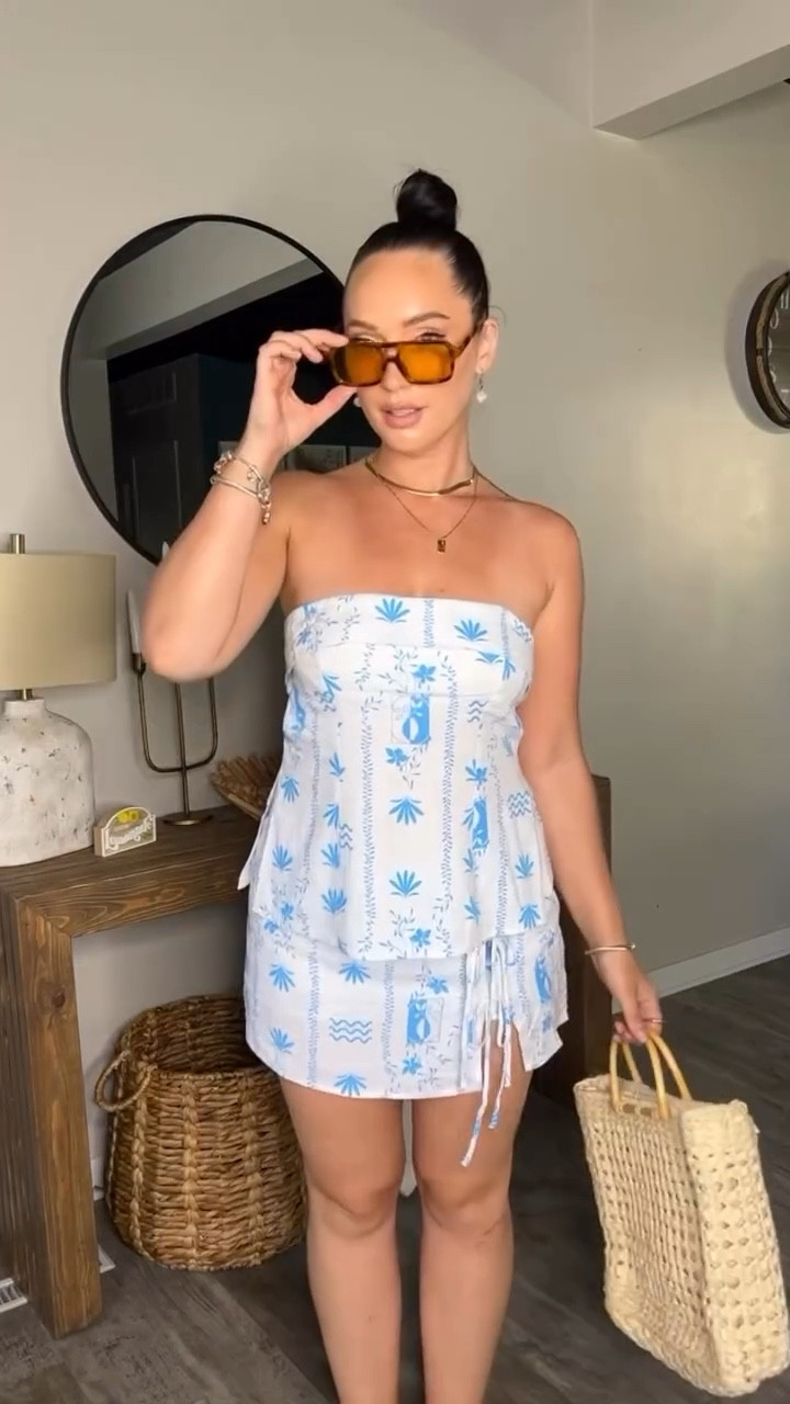 will be seaside in this set this summer 🤌🏽 plus, the skirt has shorts built in!

Comment SHOP for outfit links!

#targetstyle #target #twopieceset #summeroutfitideas #ltkunder50 #traveloutfit #beachoutfits