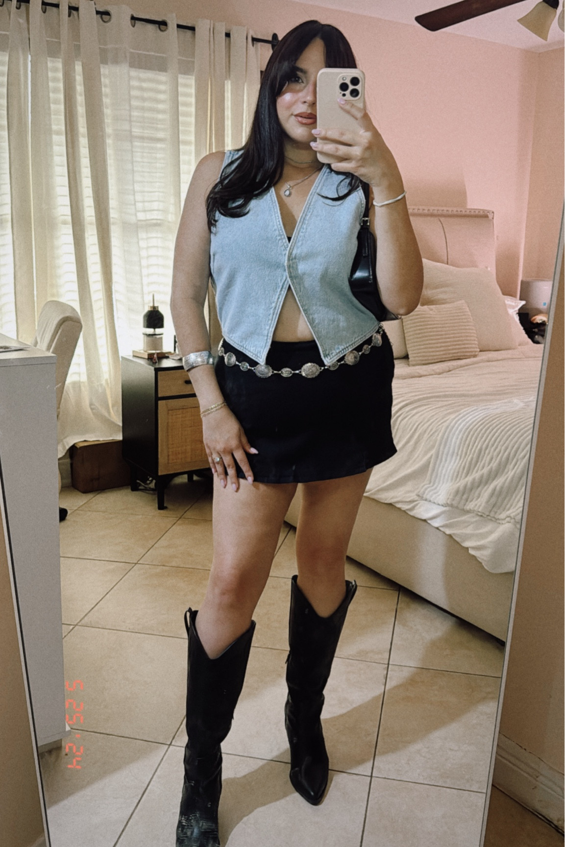 Bad Bunny Concert Outfit 🐎

#LTKFindsUnder50 #LTKMidsize #LTKPlusSize