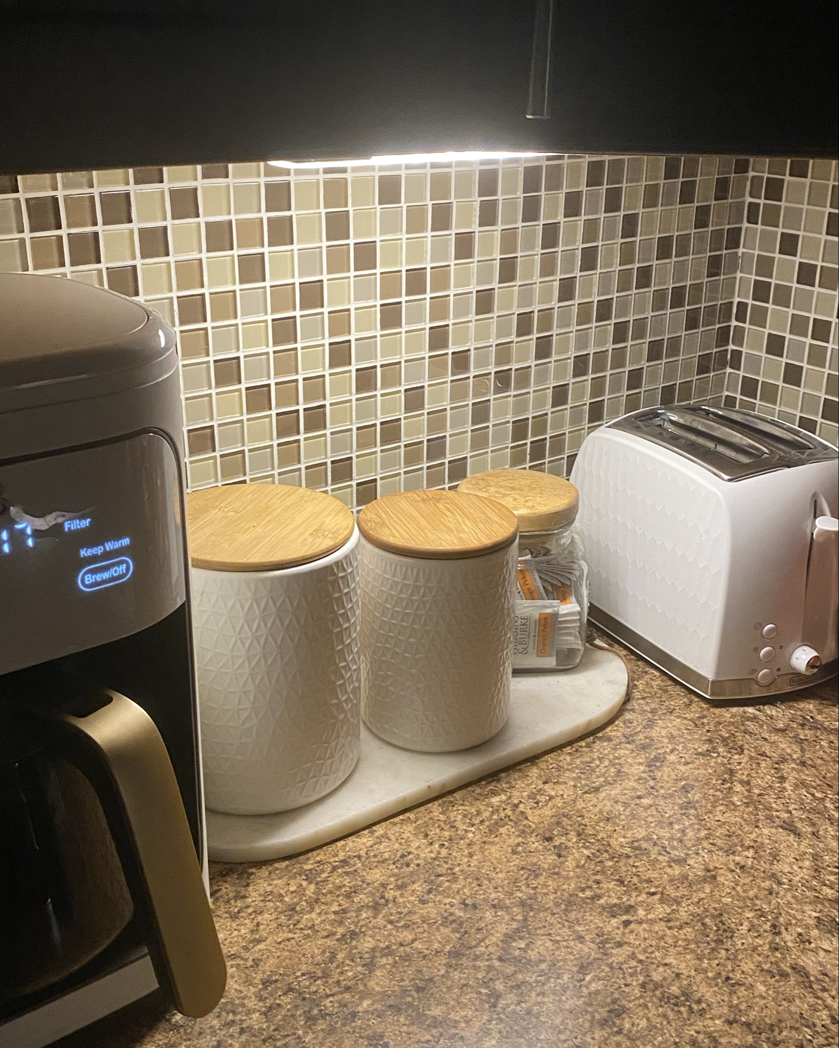 10/10 recommend these under-the-cabinet motion censored lights💡

They’re super easy to install and really discreet - being rechargeable is also so handy! 

 

#LTKGiftGuide #LTKHome #LTKFindsUnder50