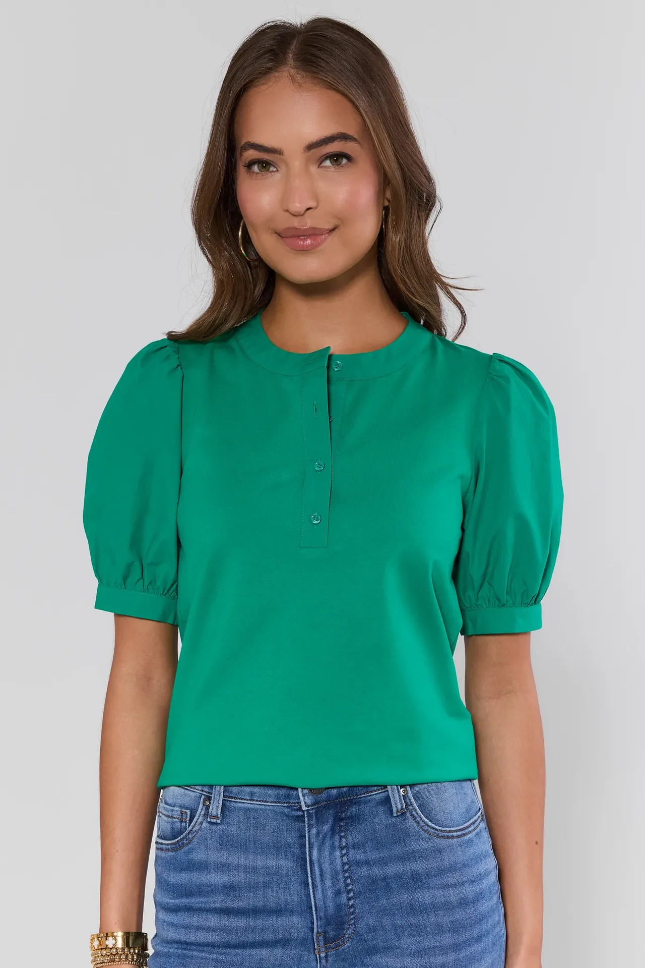 Green Button Front Top | Avara