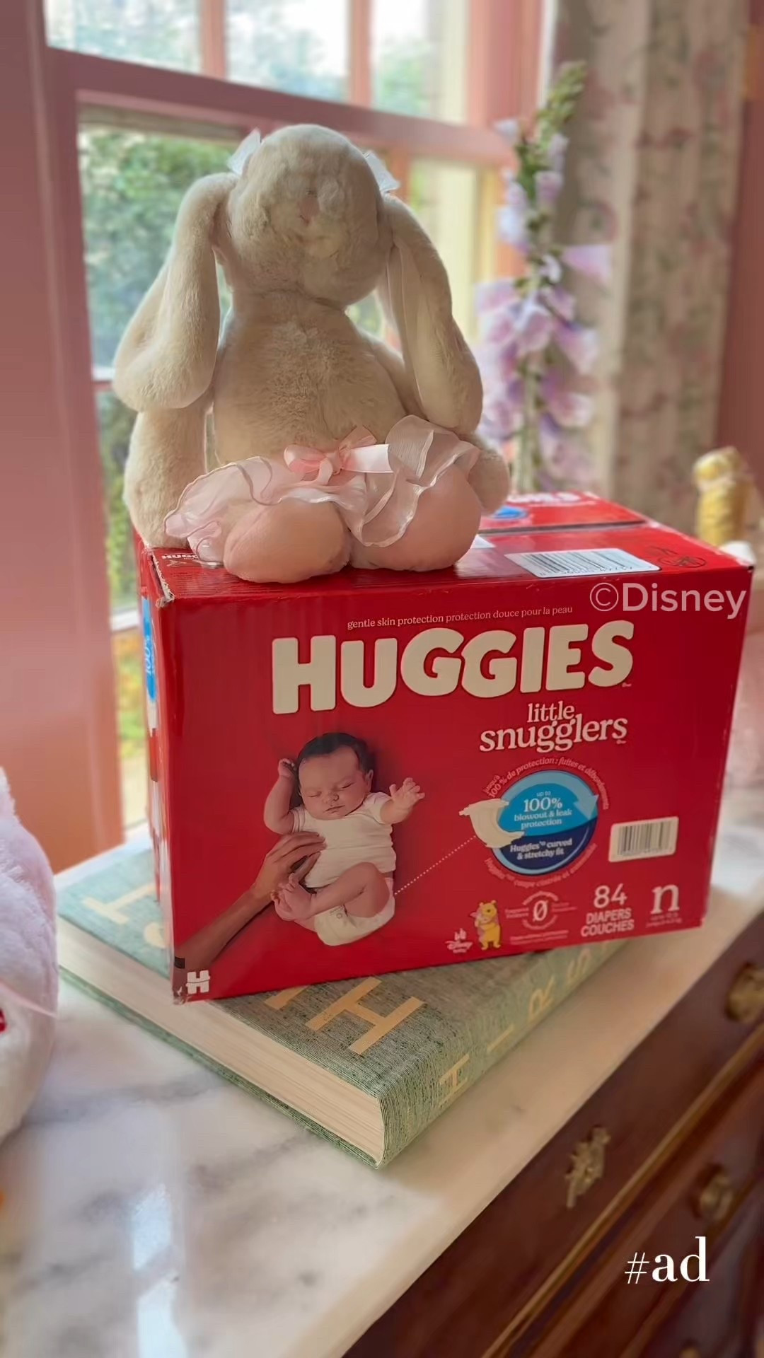 #ad Only the best for our sweet girl. We love @huggies little snugglers diapers, they are so gentle on her sensitive newborn skin. We always get them at @target #targetpartner #target #huggies #littlesnugglers 
