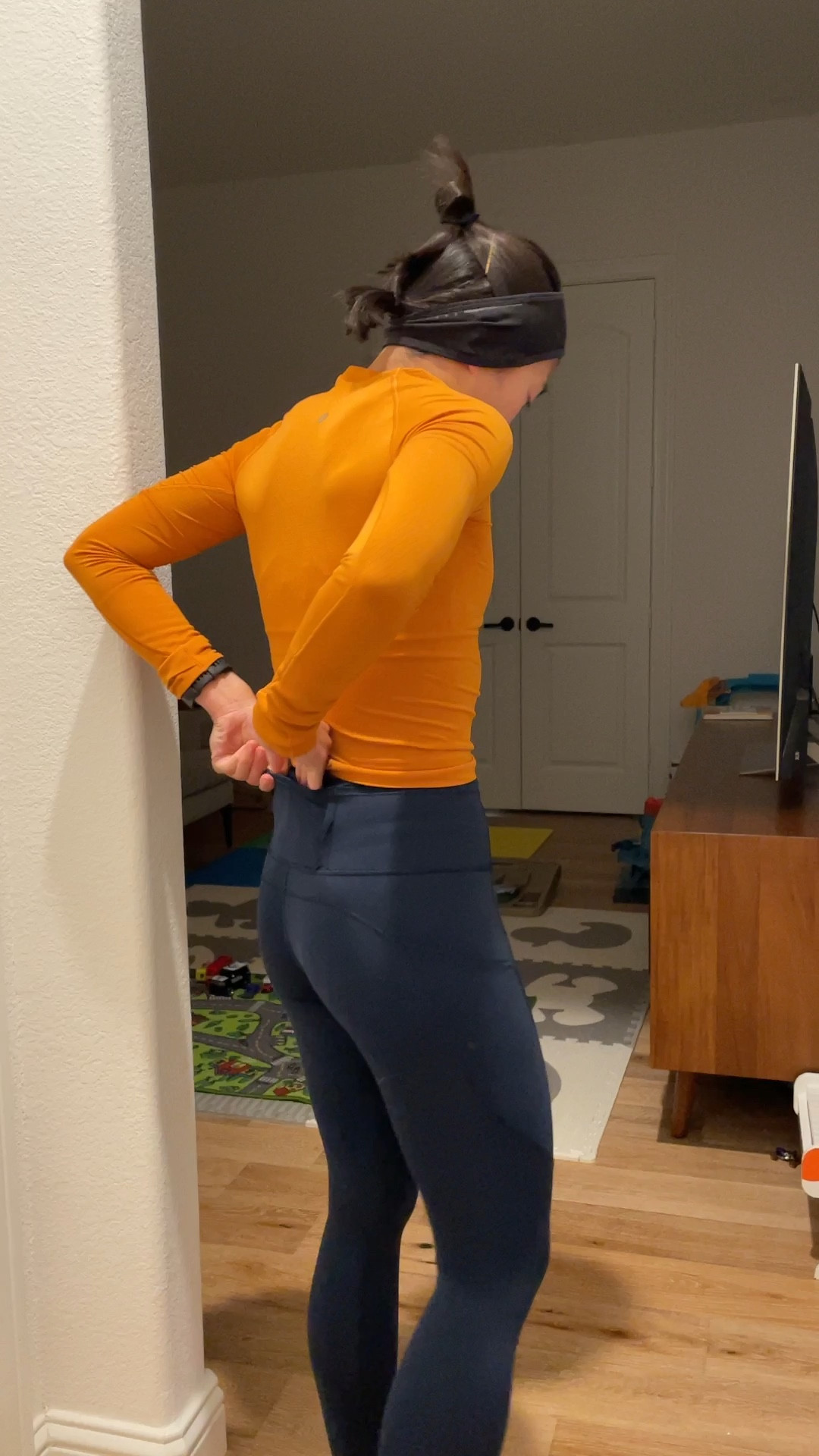 Hot take: best running leggings! Pockets on the waistband and side pockets in both sides!

I’m 5’2 and the 25” inseam is great! Note, the lowest weather was 30F when I’ve wore these. 

#LTKSeasonal #LTKsalealert #LTKfitness