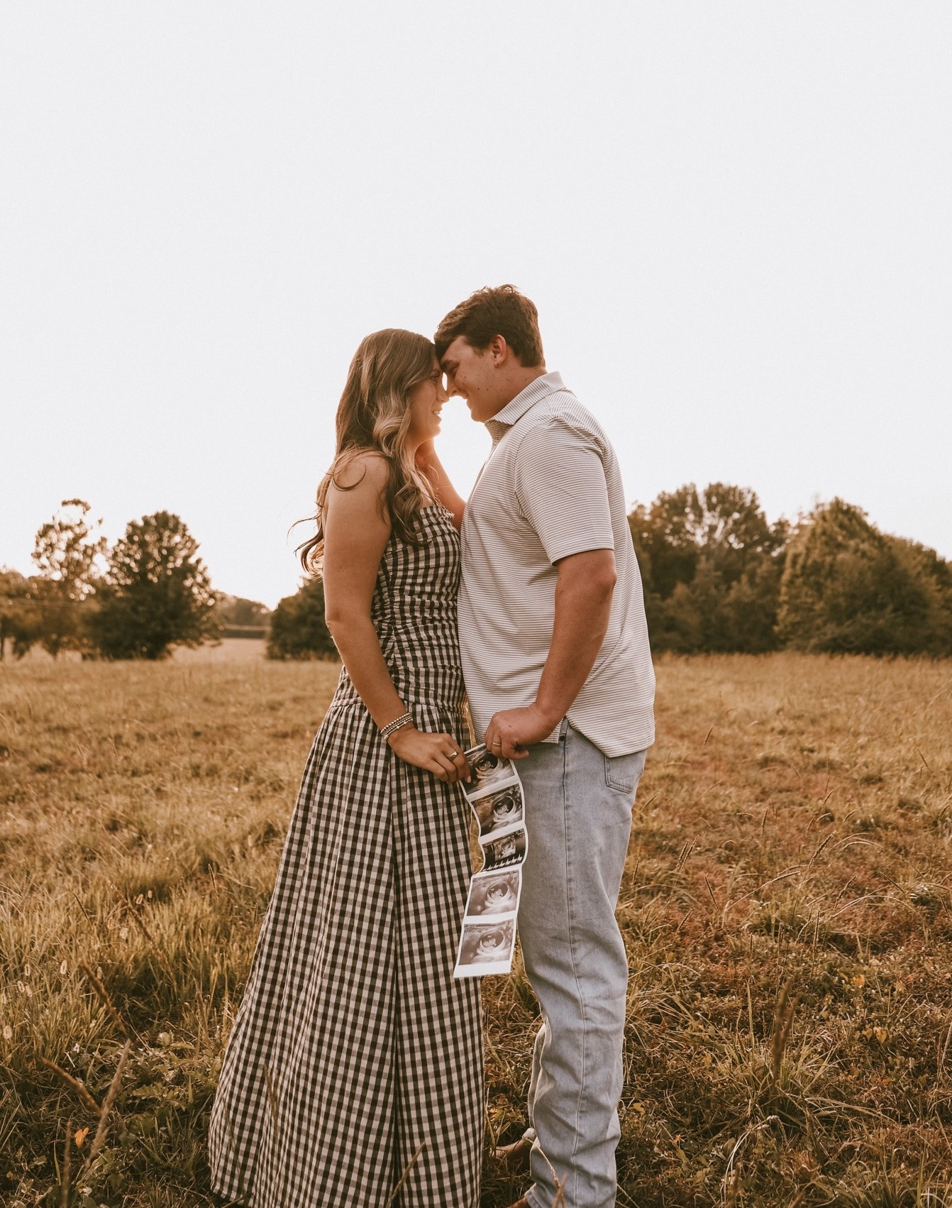 this dress!🤎 perfect for our pregnancy announcement- it does run bigger so I wish I would’ve sized down!

#falloutfits #dropwaist #maxidress #pregnancyannouncement #fall

#LTKSeasonal #LTKStyleTip #LTKBump