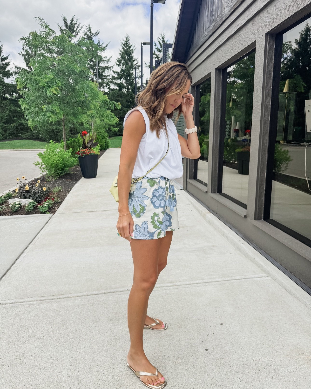 Top selling look from the last couple weeks. Trending. 

Cutest bubble fit tee restocked. XS here 
Variety of colors. 
Grab these linen shorts quick. Selling fast. XS here

#LTKootd #LTKmomlife #LTKSeasonal

#LTKootd #LTKmomlife #LTKOver40