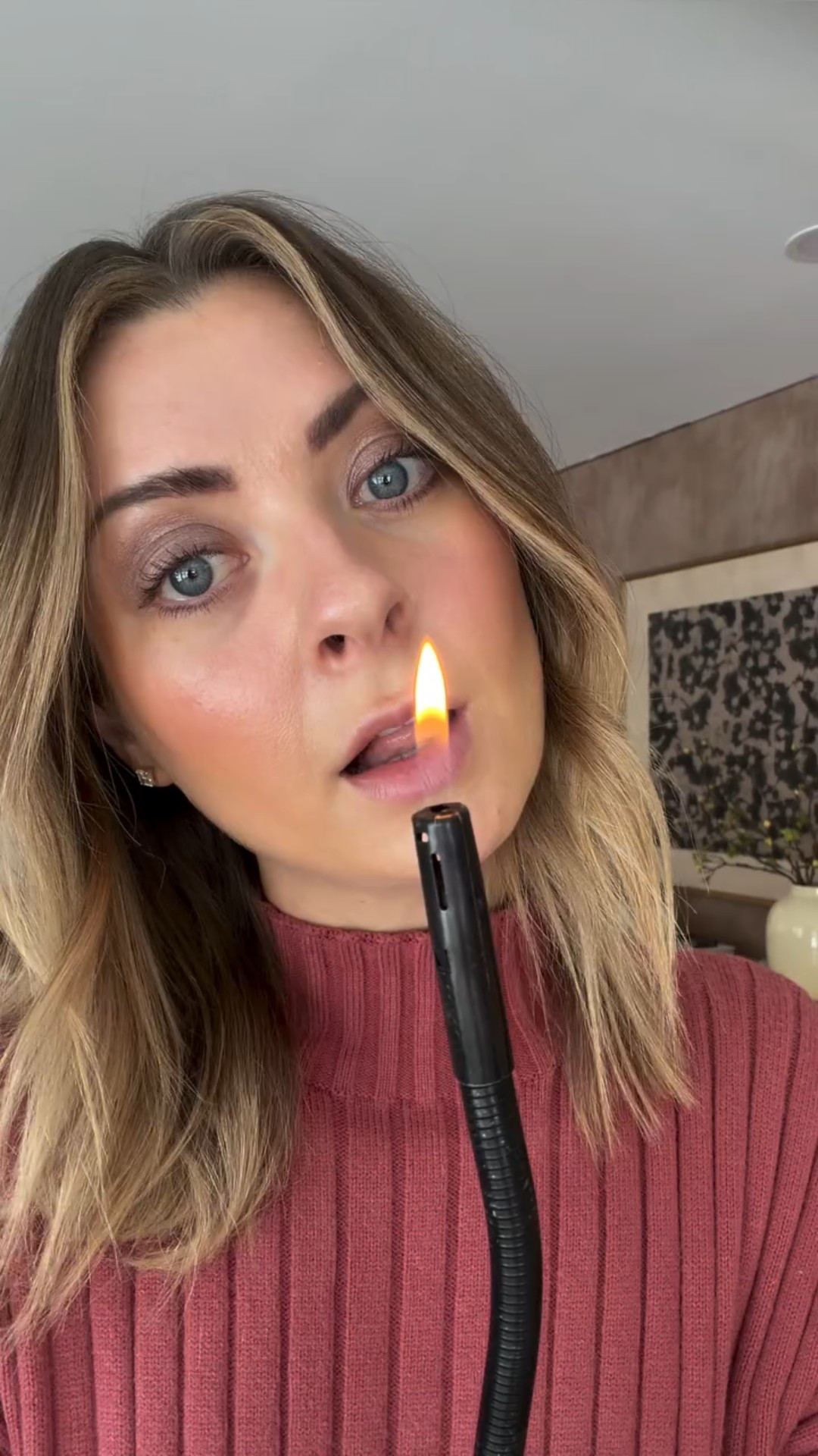 RED FLAG 🚩 vs. GREEN FLAG ✅ : Holiday Home Edition. Be honest, how many of these red flags can you relate to?! 😅

Green flag your holidays with @pura and get a free diffuser and two free scents when you subscribe to two monthly fragrances for a year. Plus, subscribers will always save 20% on their fragrances #Pura #PuraPartner #CyberMonday