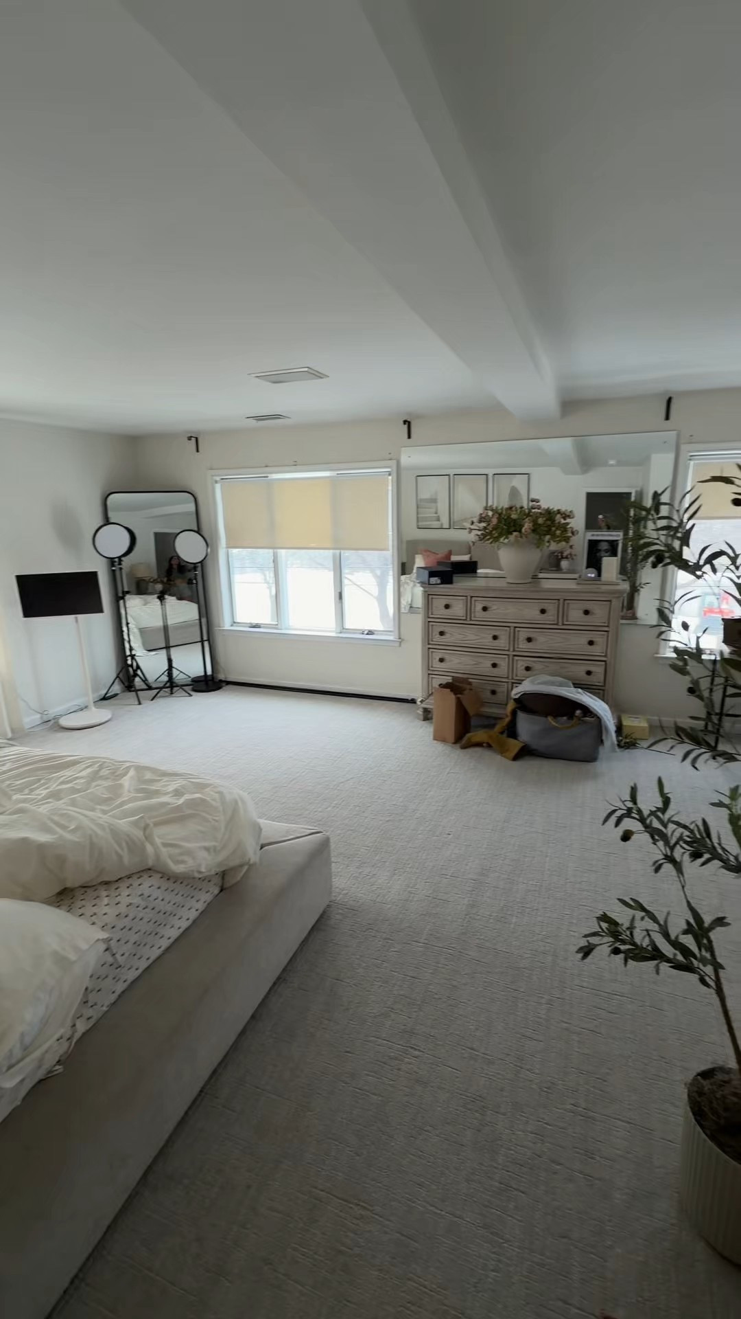 Curtains definitely upgrade a room 

#LTKvlog #LTKHome #LTKdayinmylife